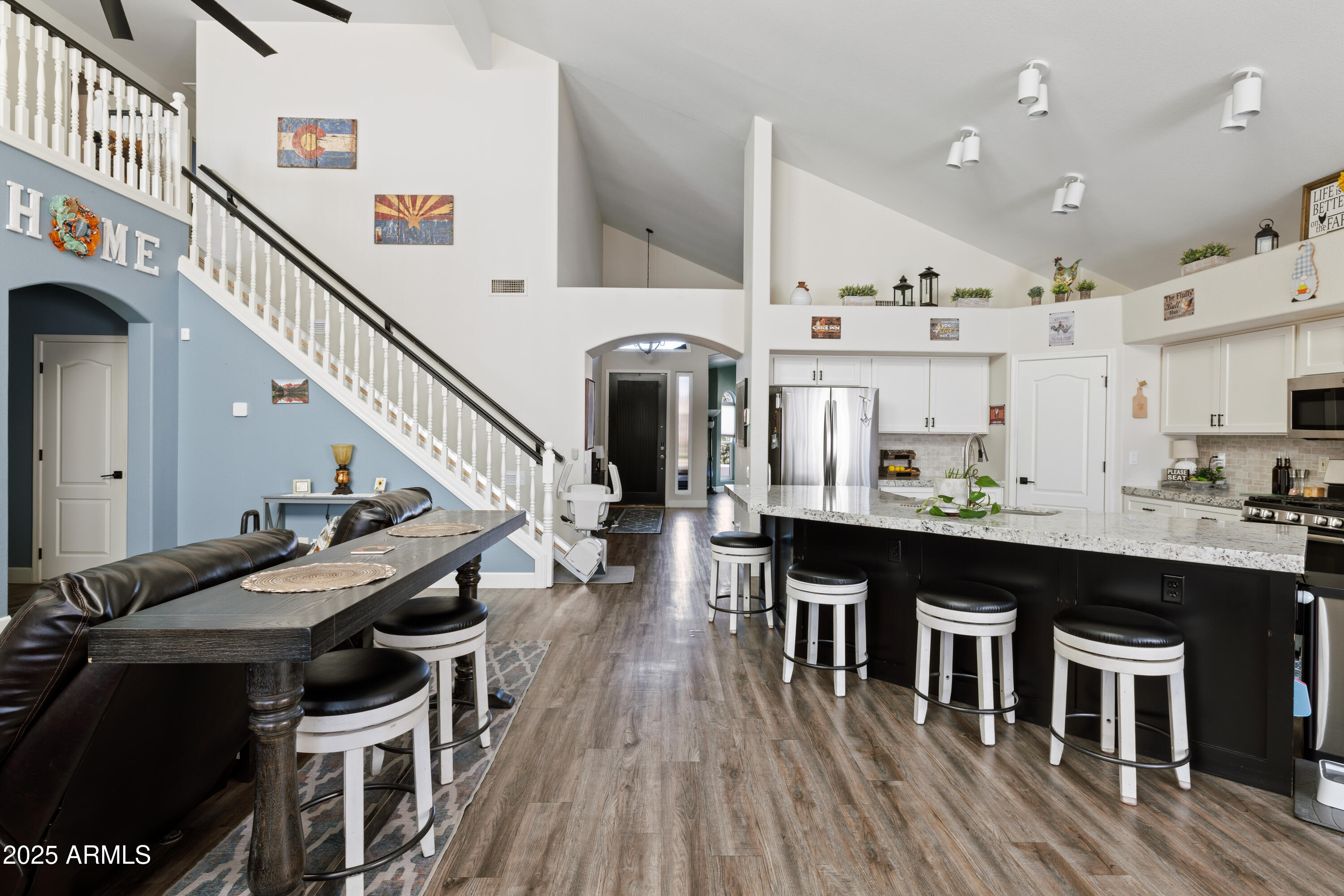 3951 E Cullumber Street