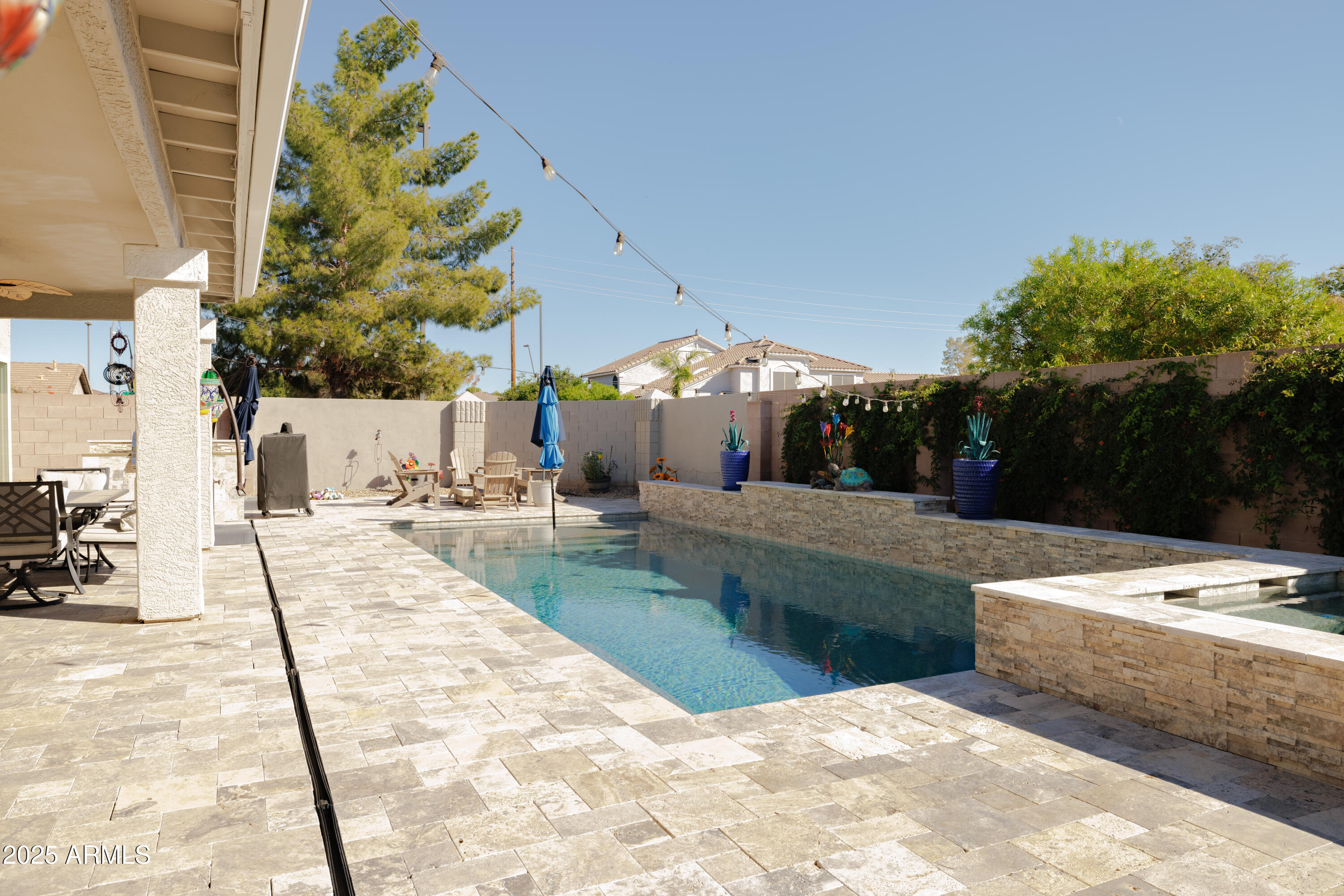 3951 E Cullumber Street