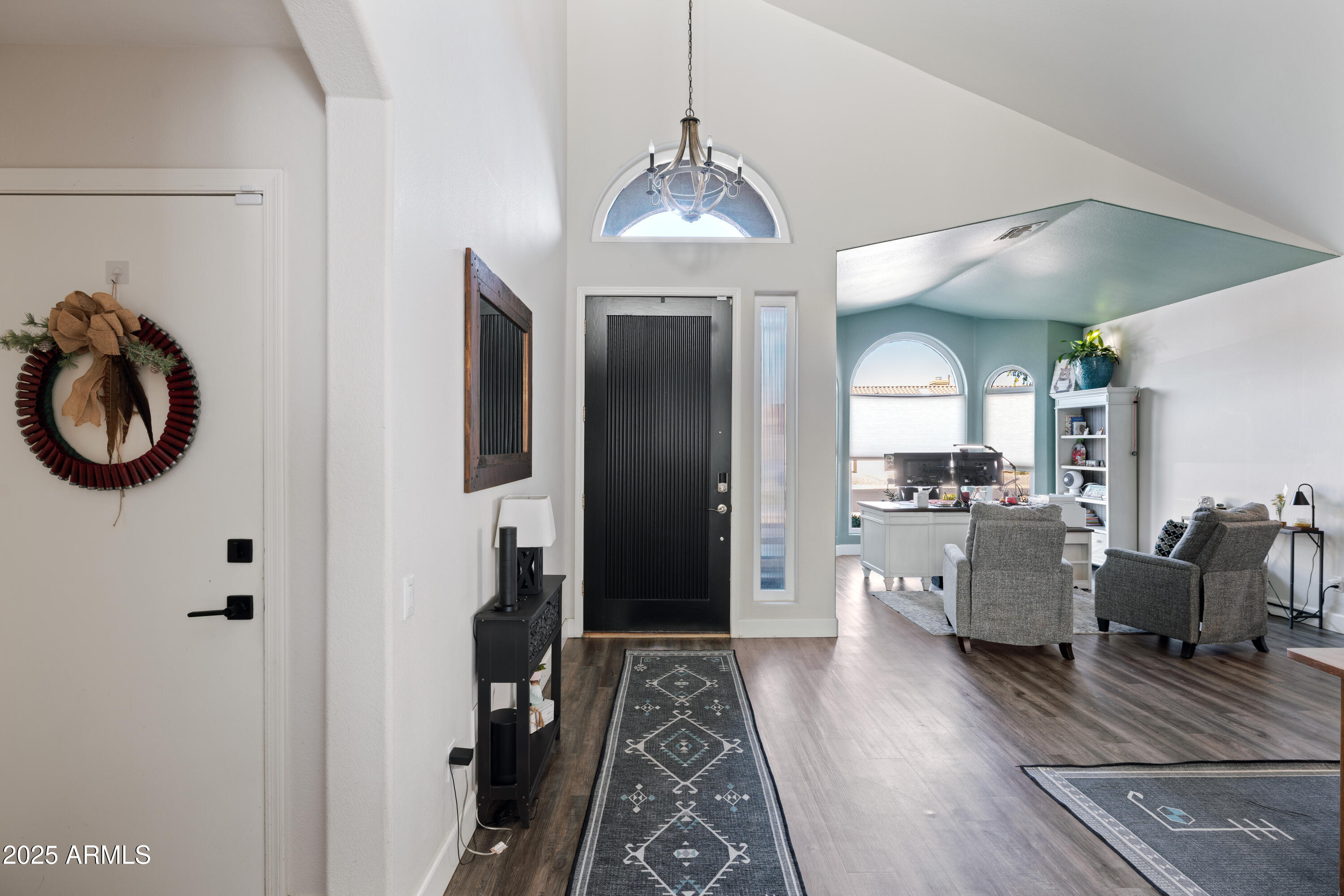 3951 E Cullumber Street