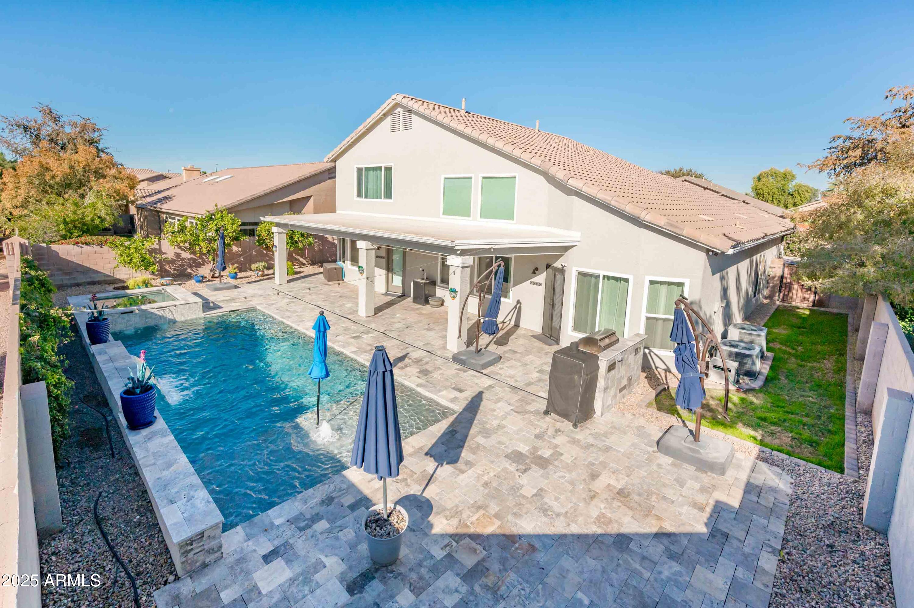 3951 E Cullumber Street