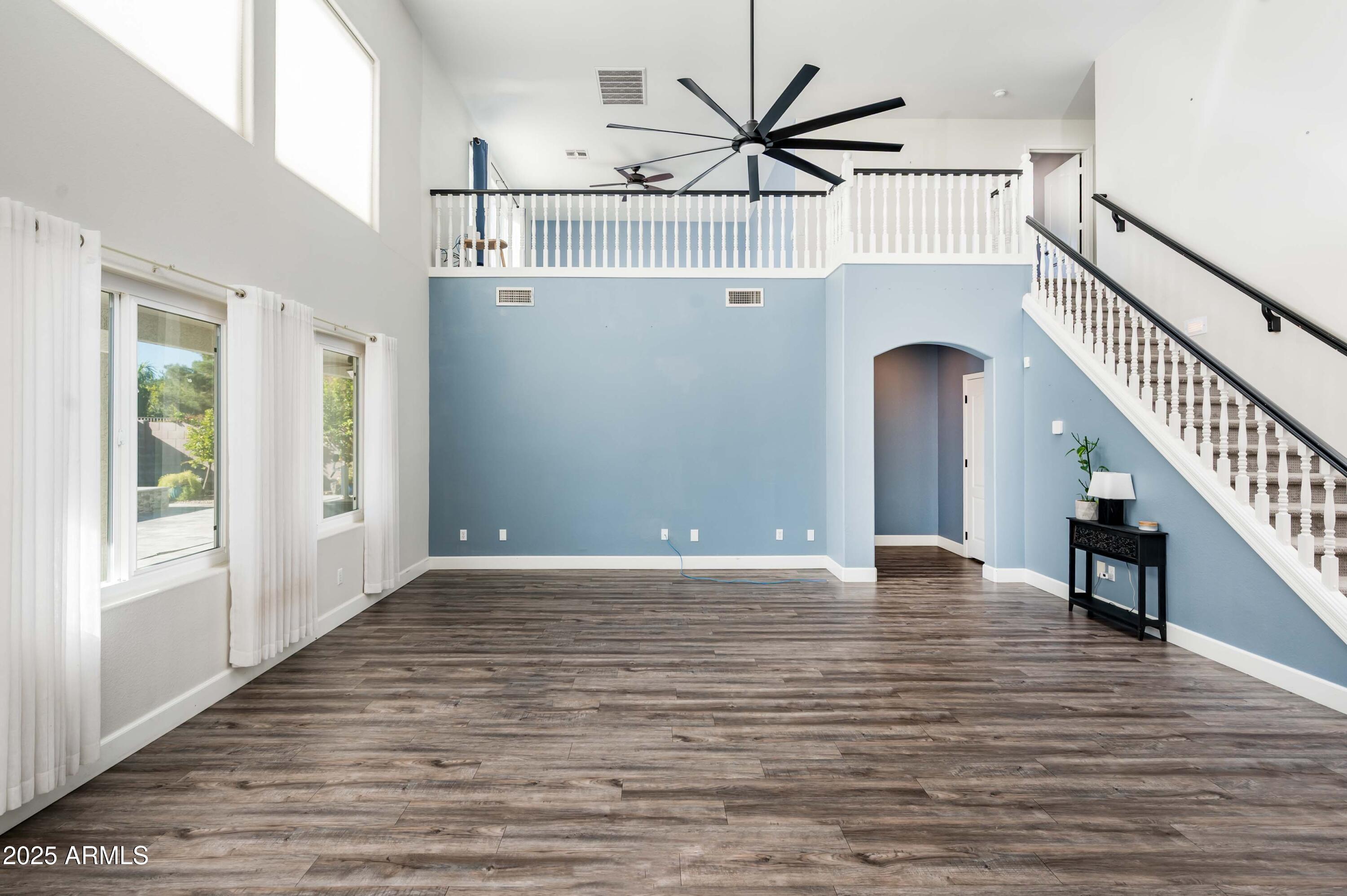 3951 E Cullumber Street