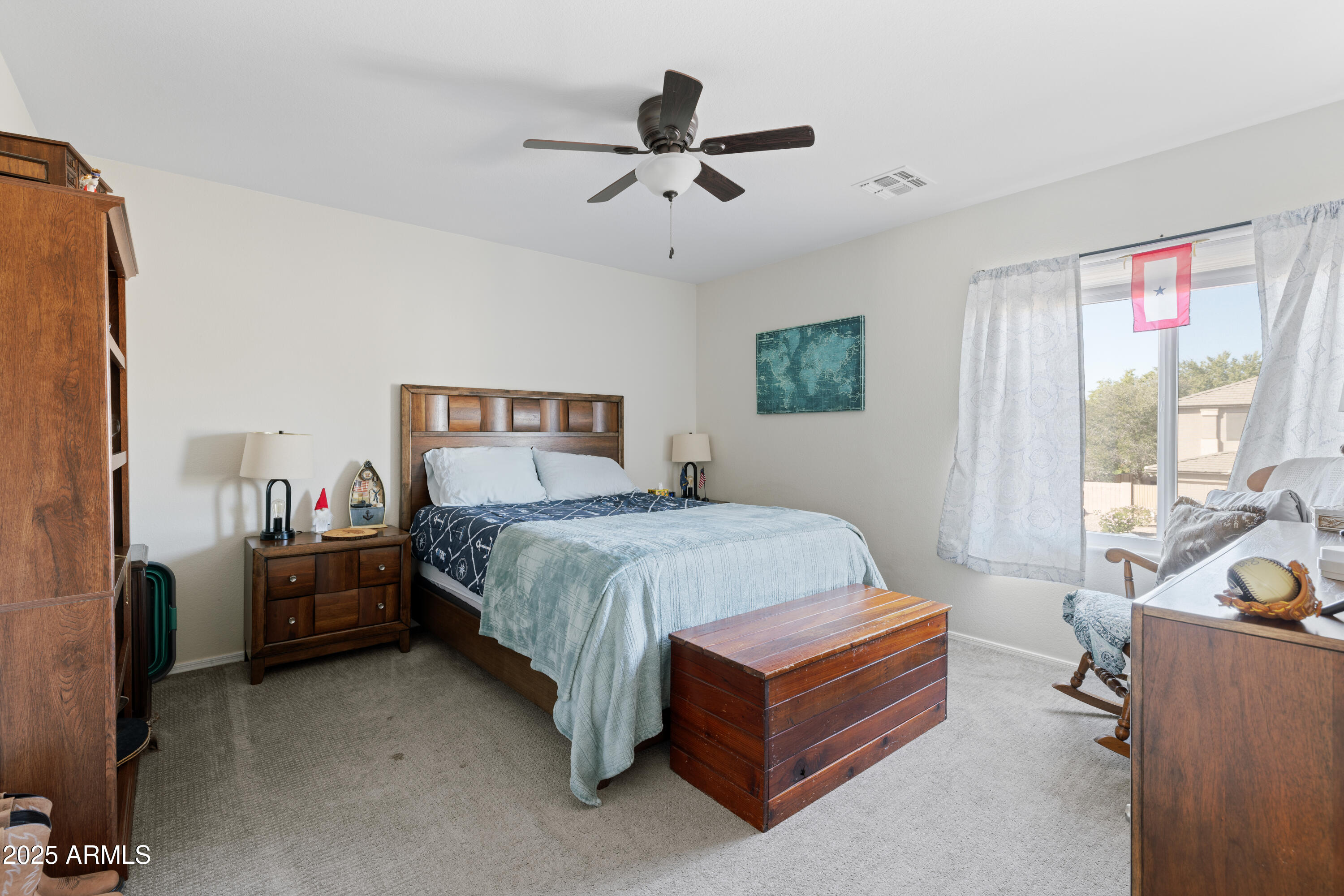 3951 E Cullumber Street