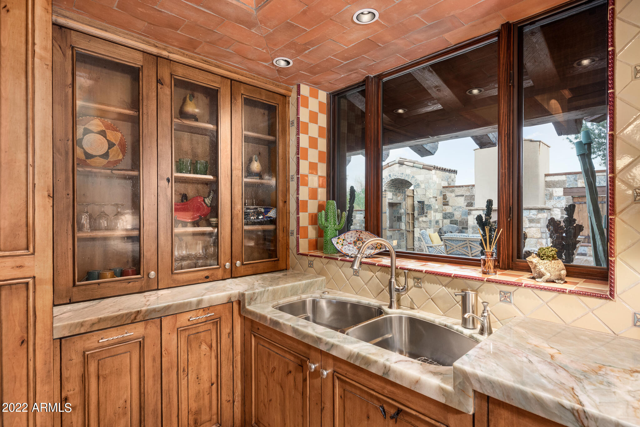 8430 E WHISPER ROCK Trail