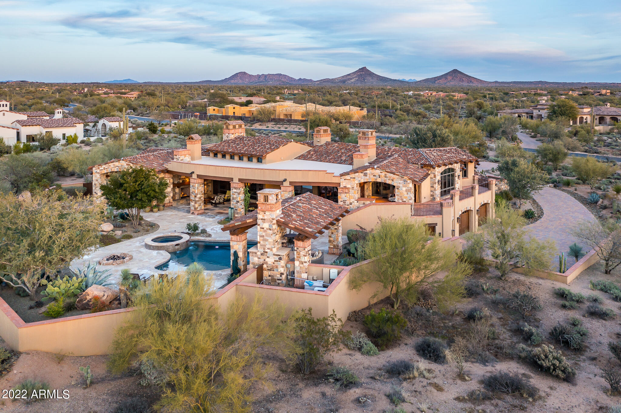 8430 E WHISPER ROCK Trail