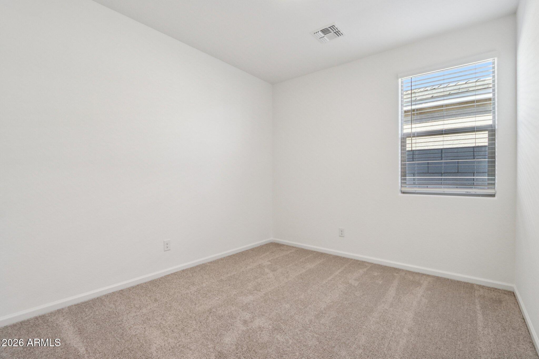 15719 W CAMDEN Avenue