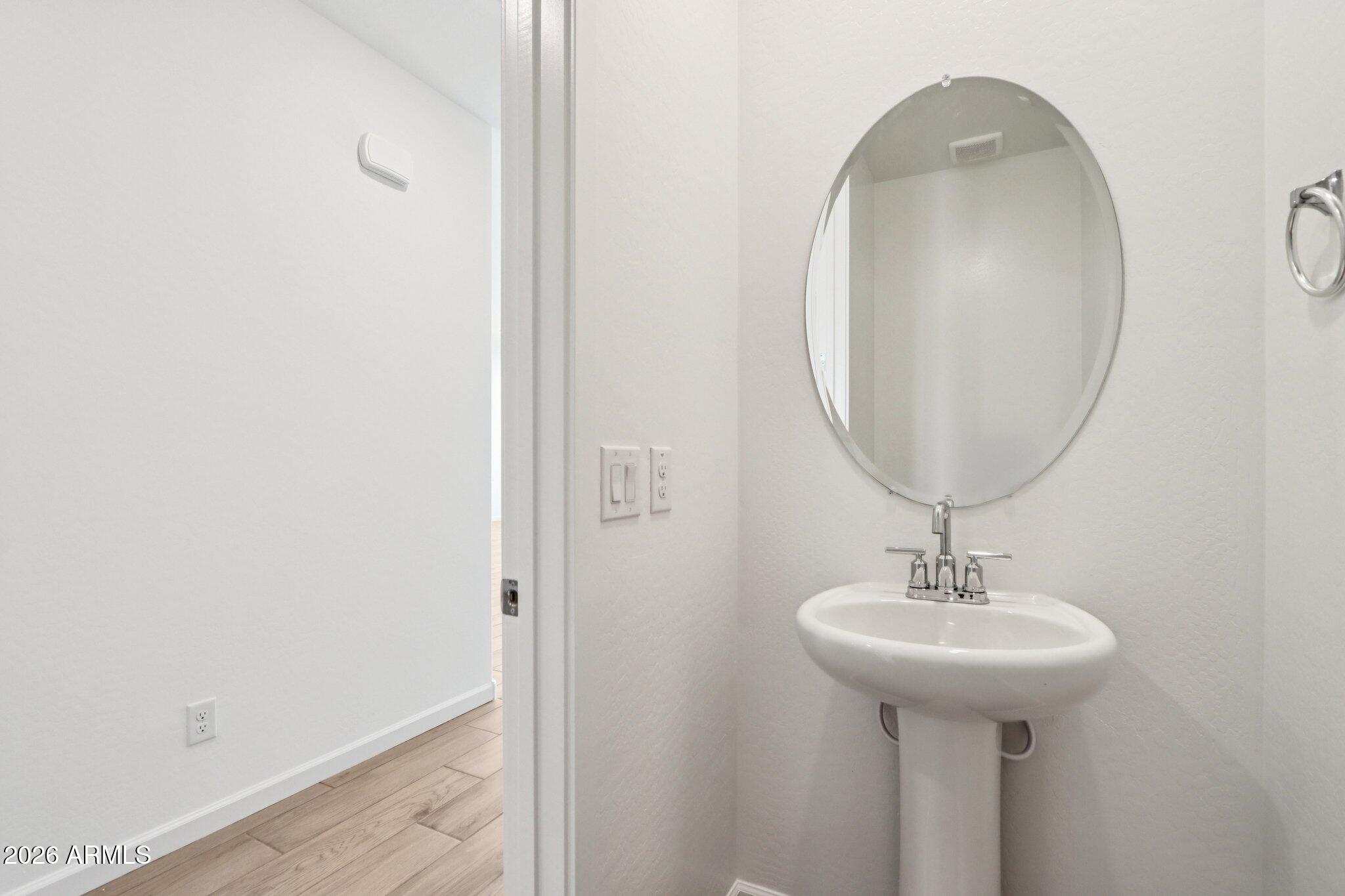 15719 W CAMDEN Avenue