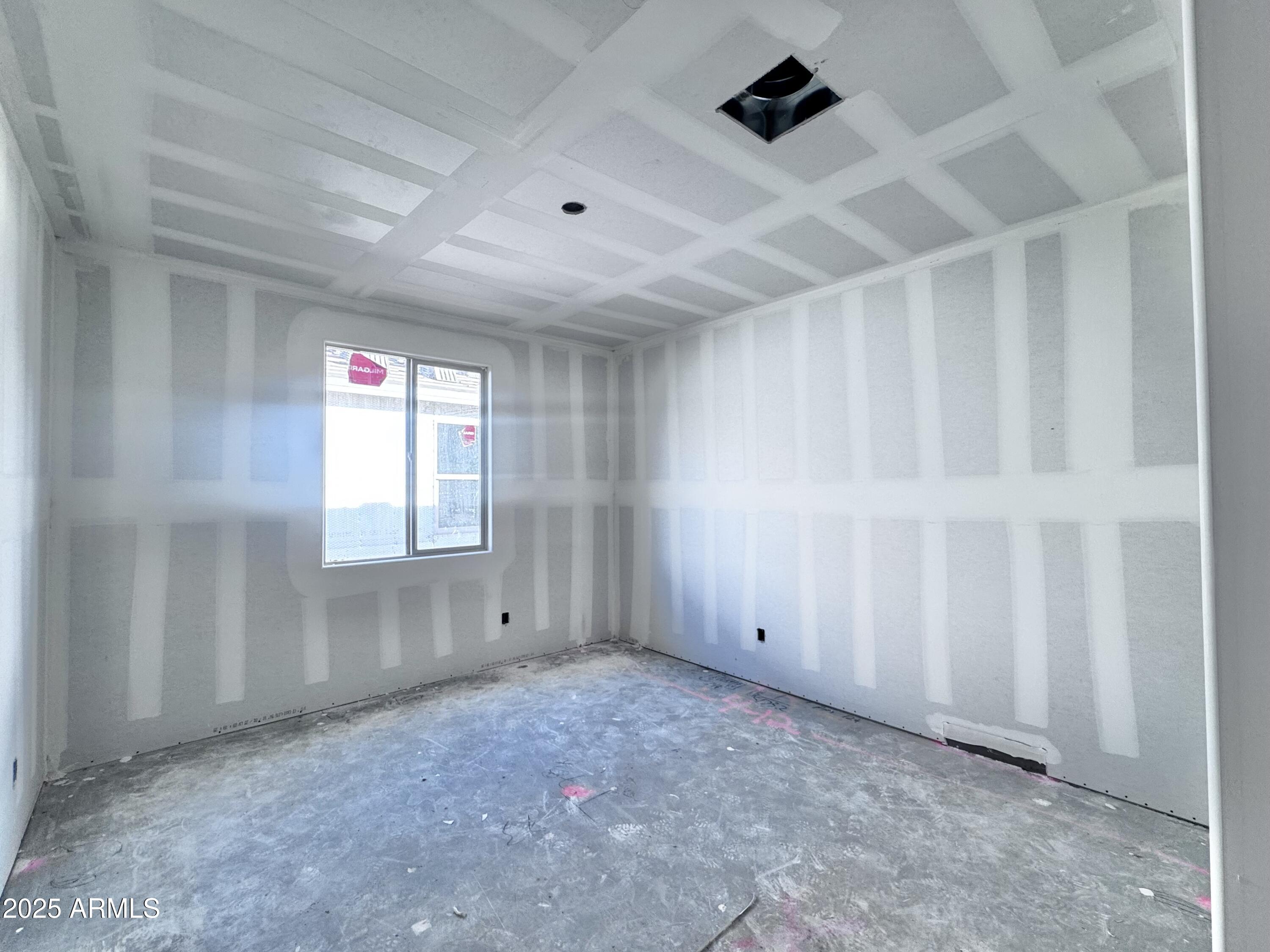 15719 W CAMDEN Avenue