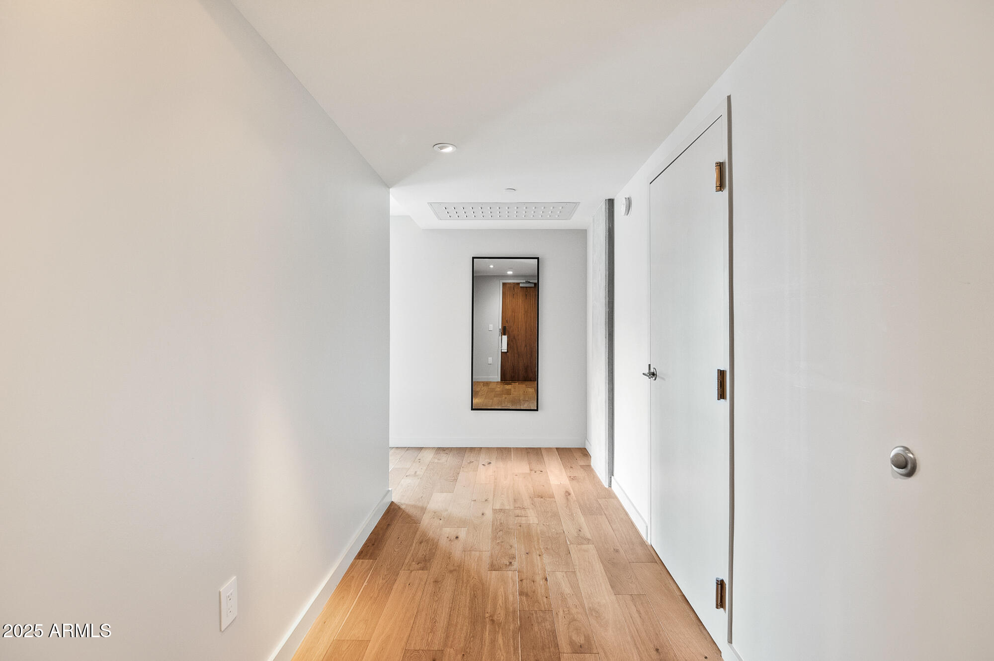 5455 E LINCOLN Drive, 2021