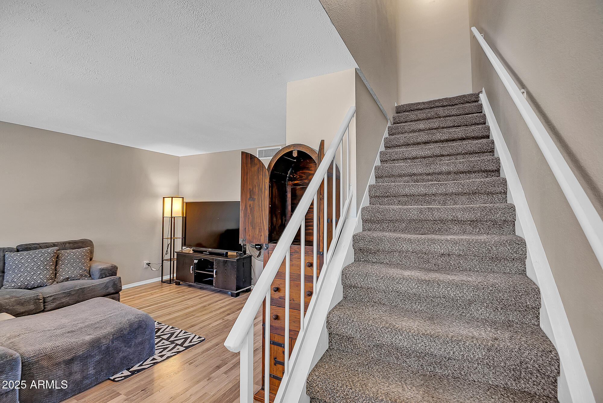 10100 N 89TH Avenue, 66