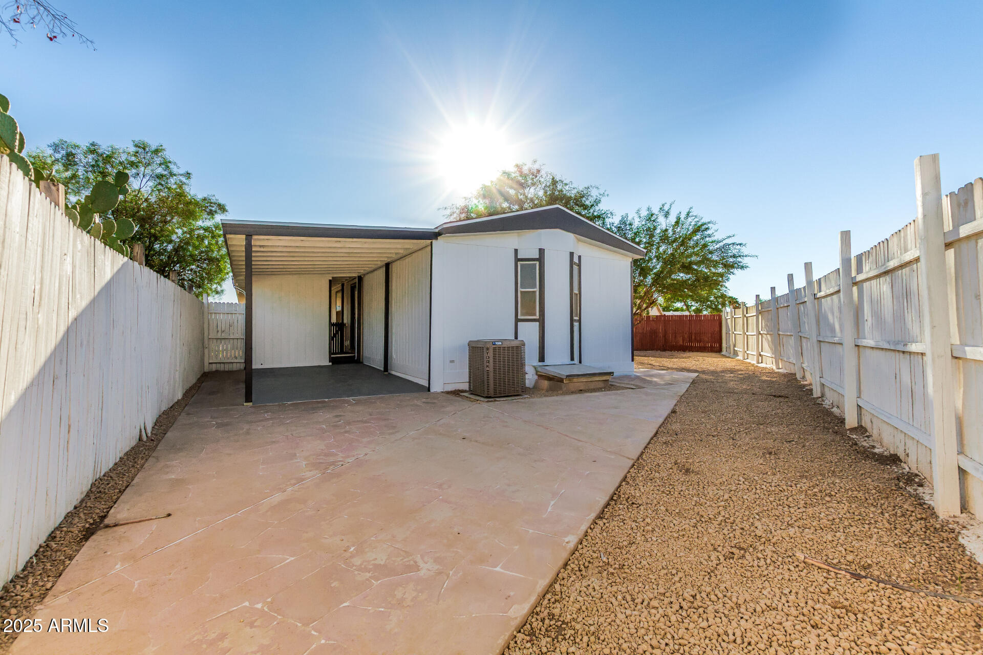 11275 N 99TH Avenue, 10