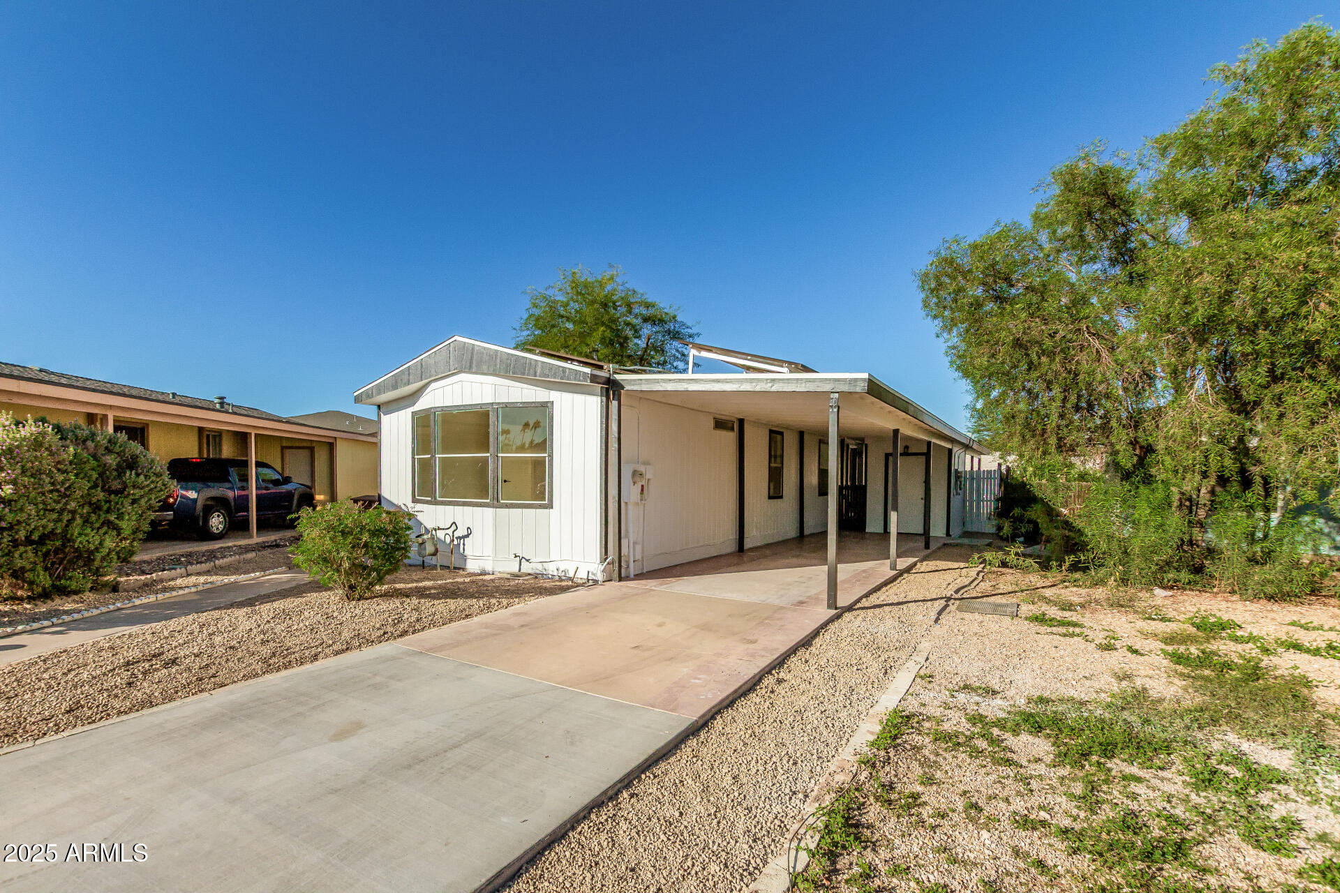 11275 N 99TH Avenue, 10