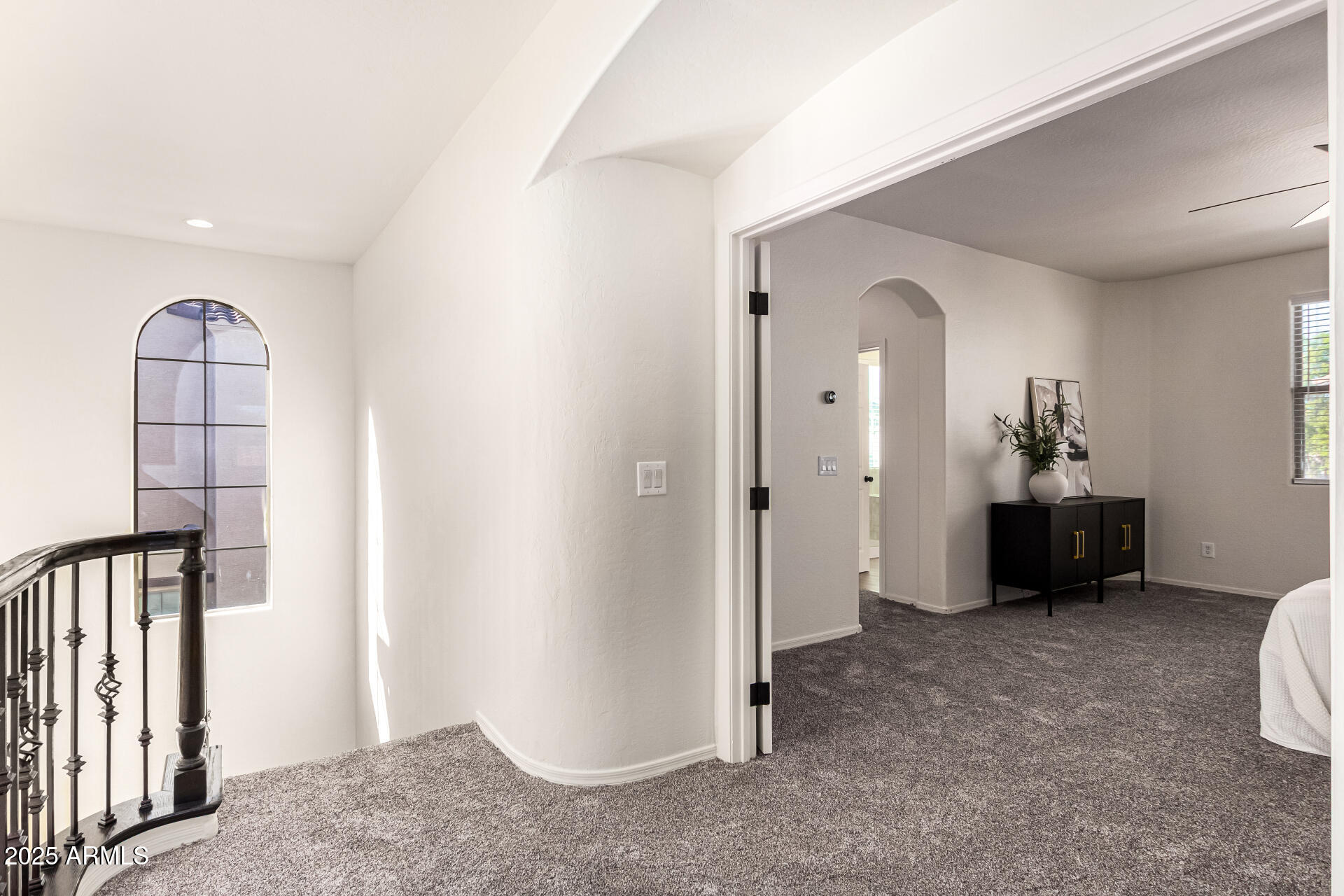 4258 E LEXINGTON Avenue