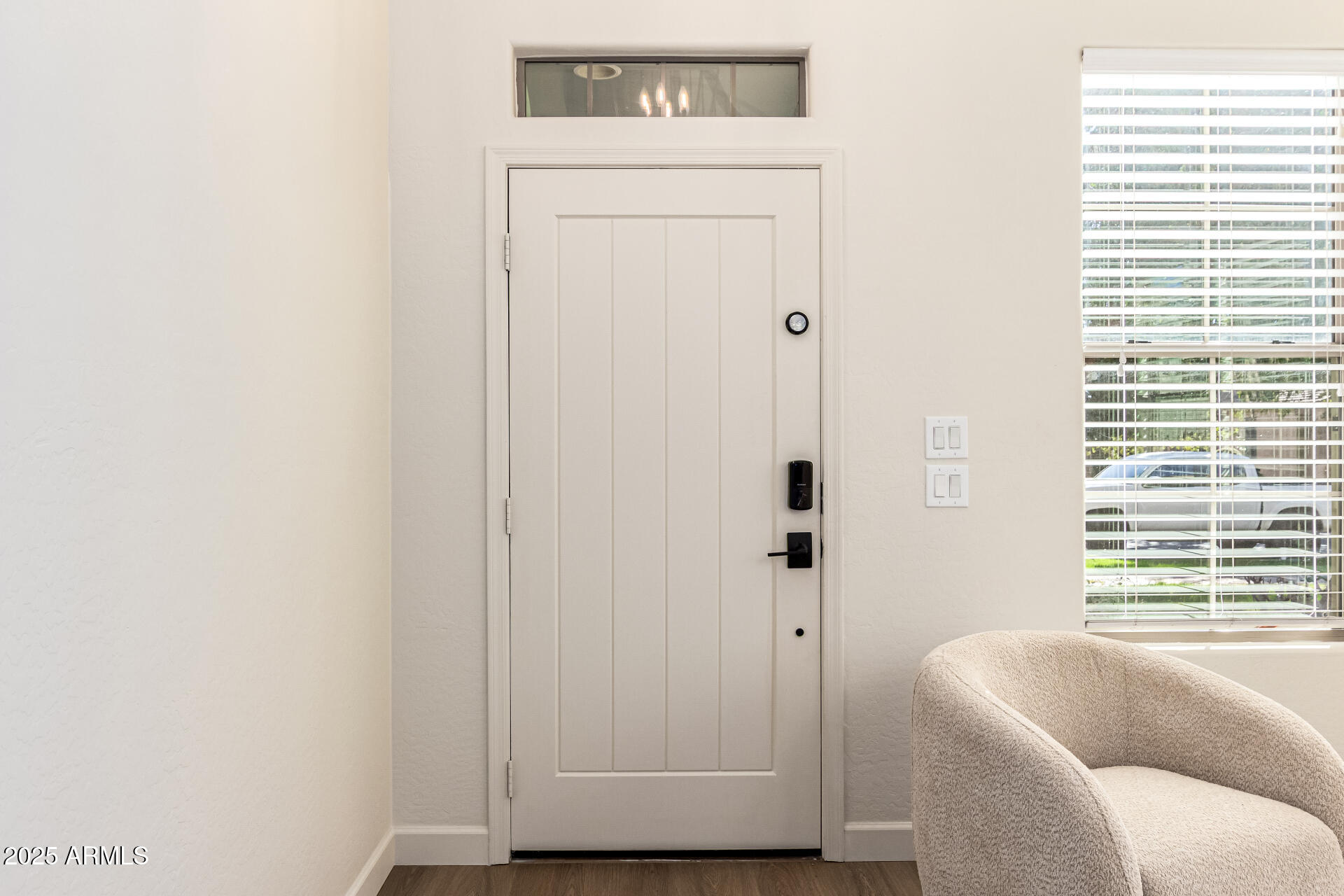 4258 E LEXINGTON Avenue