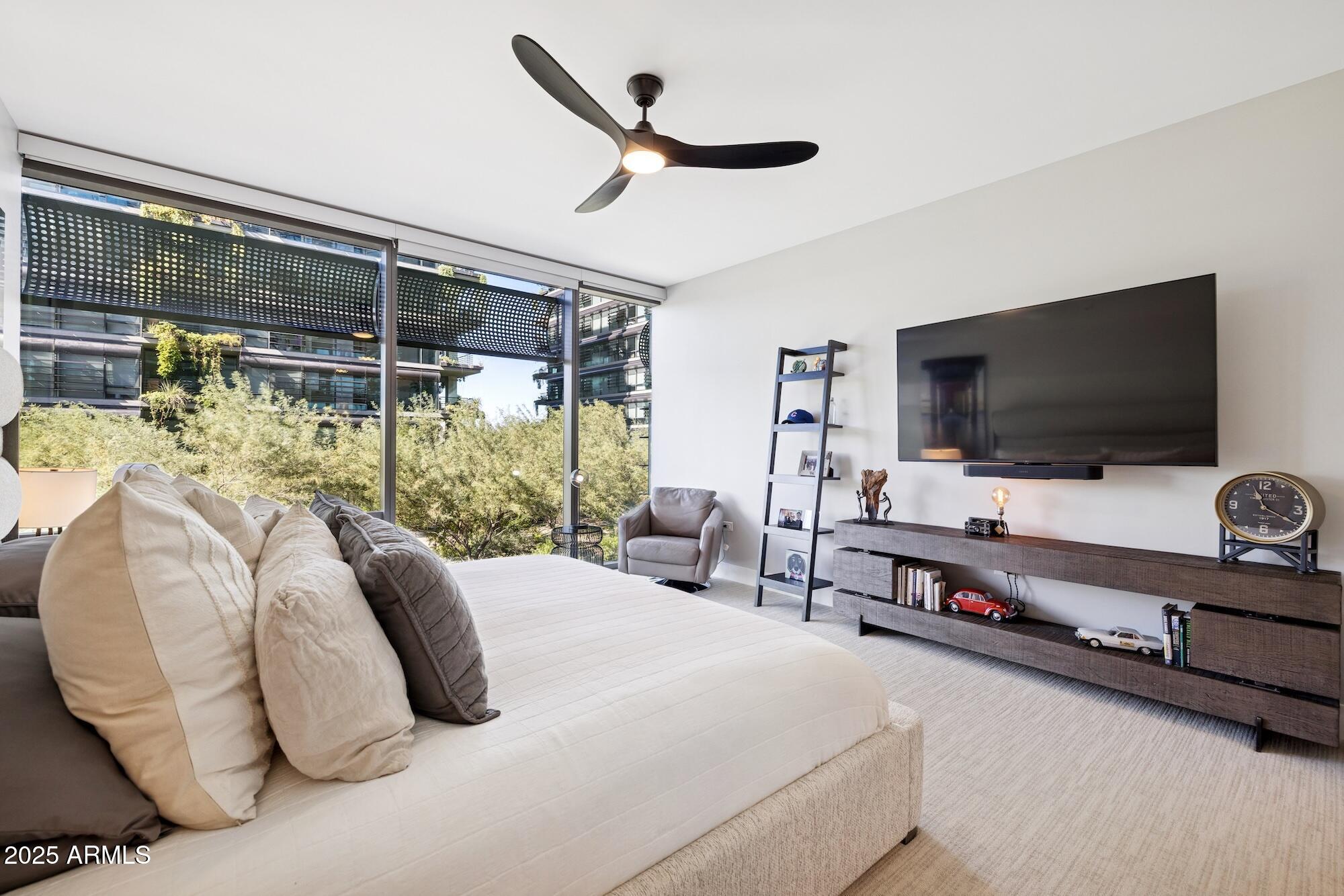 7180 E KIERLAND Boulevard, 218