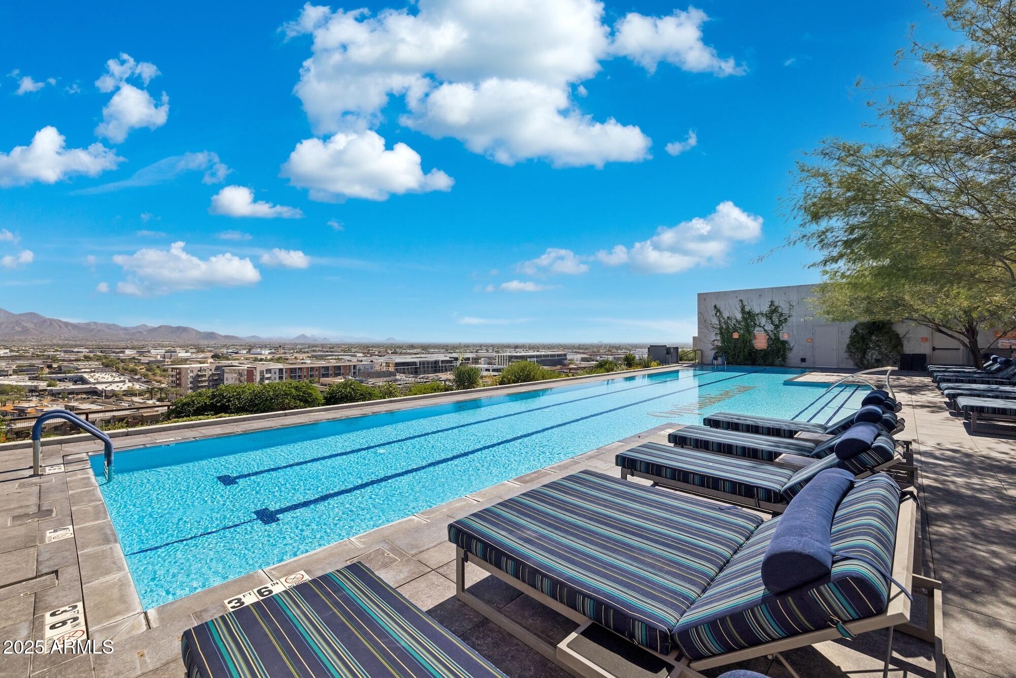 7180 E KIERLAND Boulevard, 218