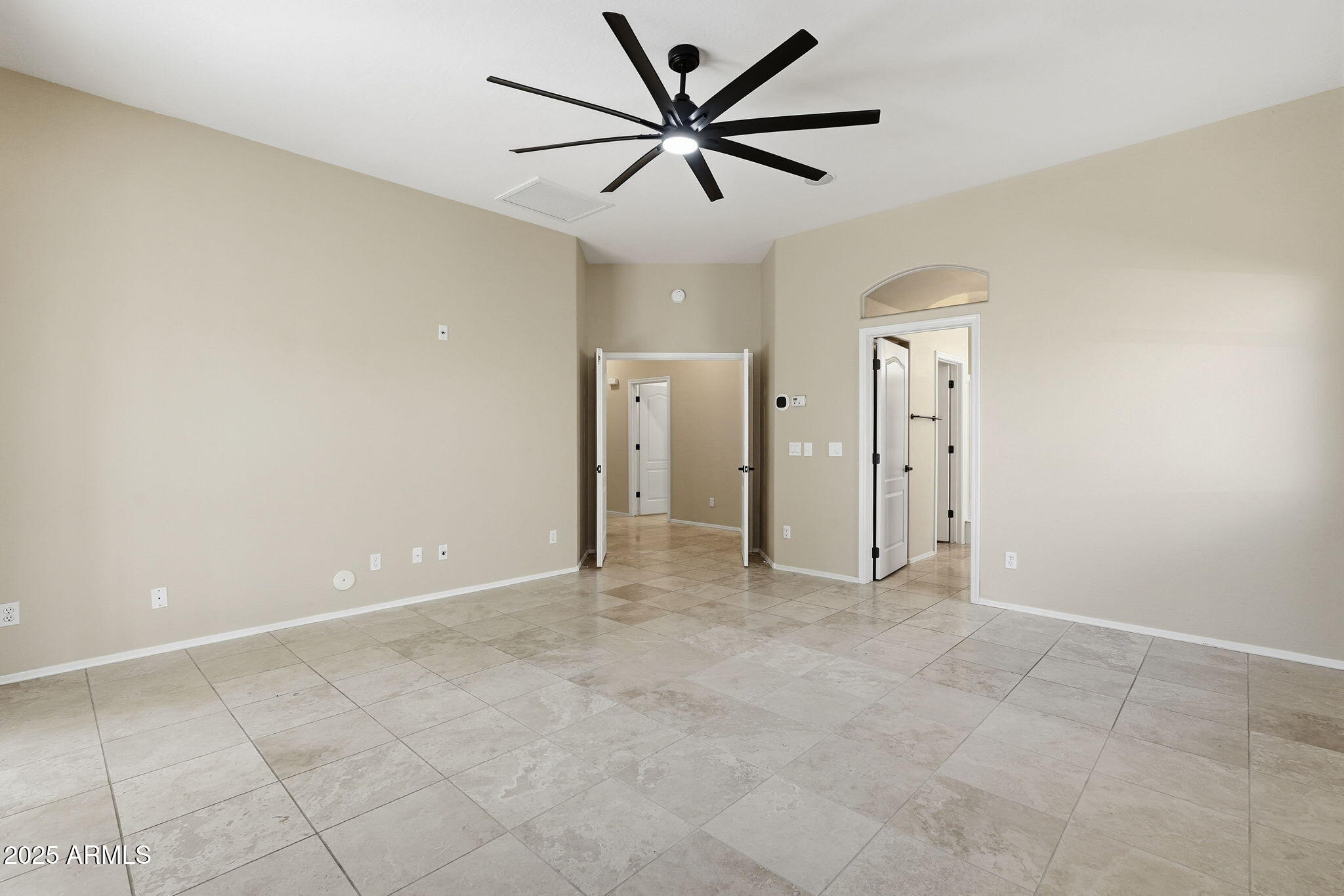 8605 E HANNIBAL Street