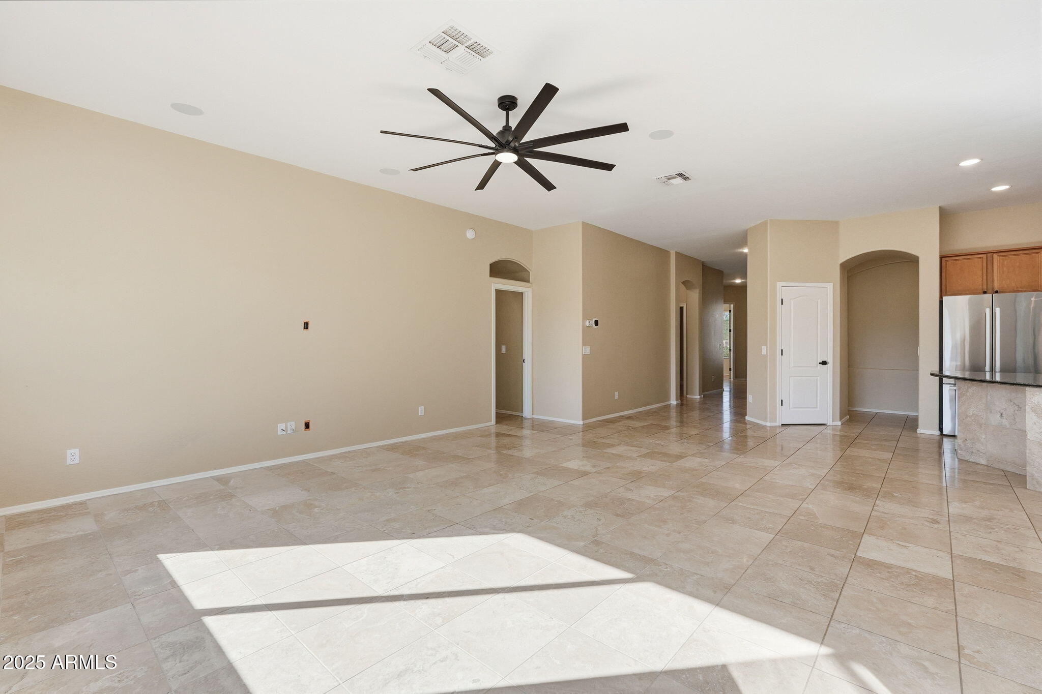 8605 E HANNIBAL Street