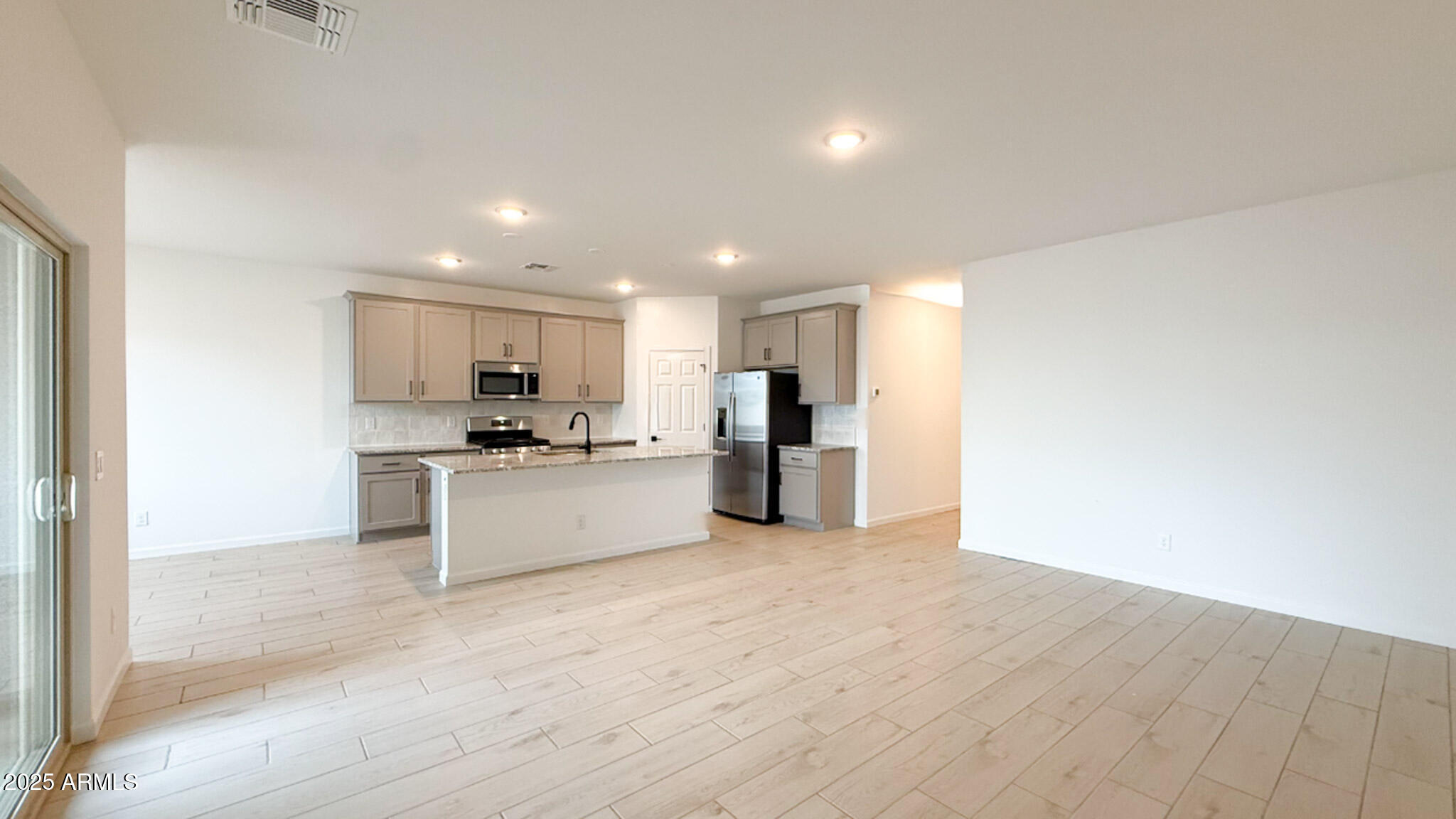 47678 W KENNER Drive