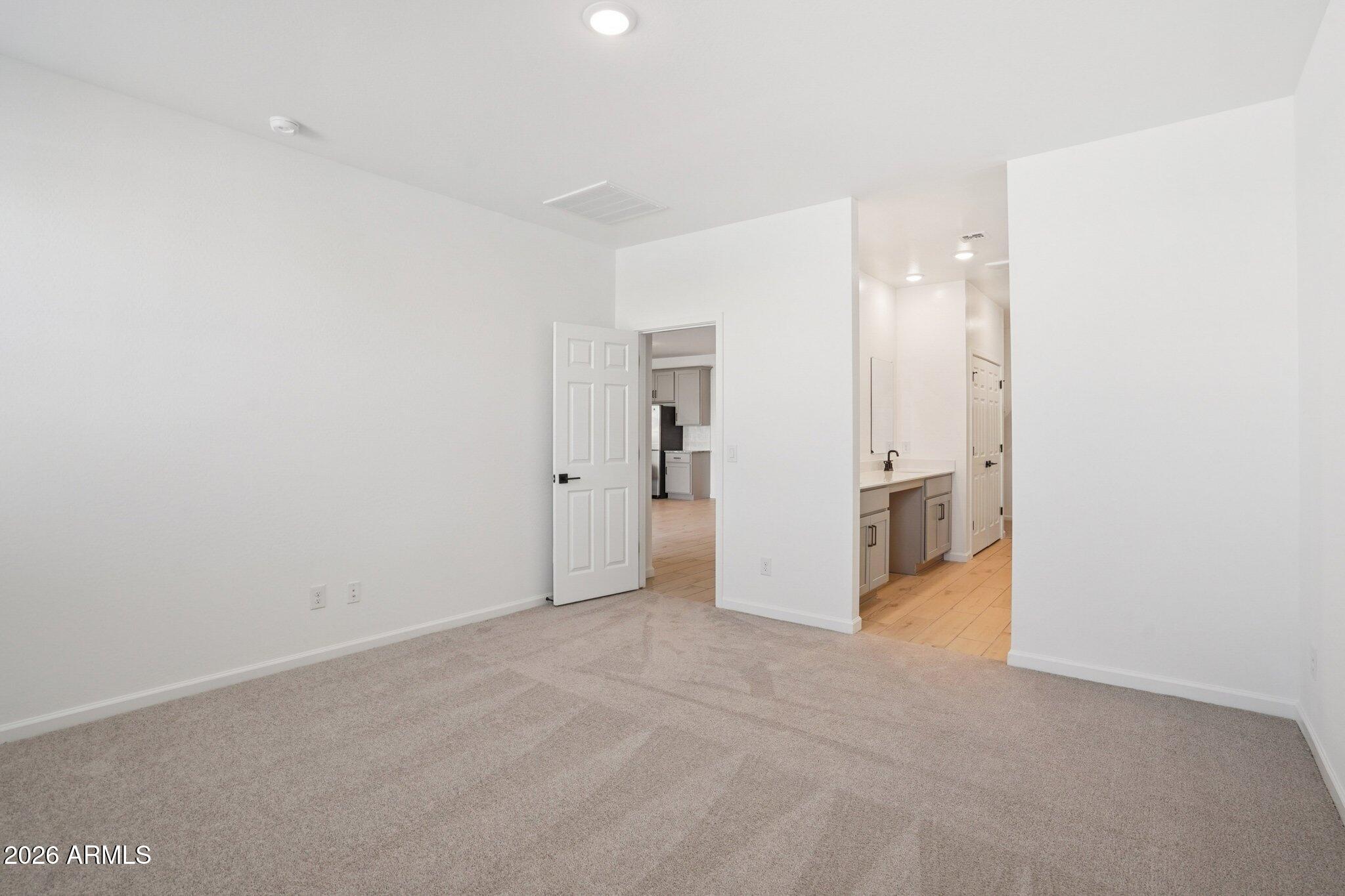 47678 W KENNER Drive