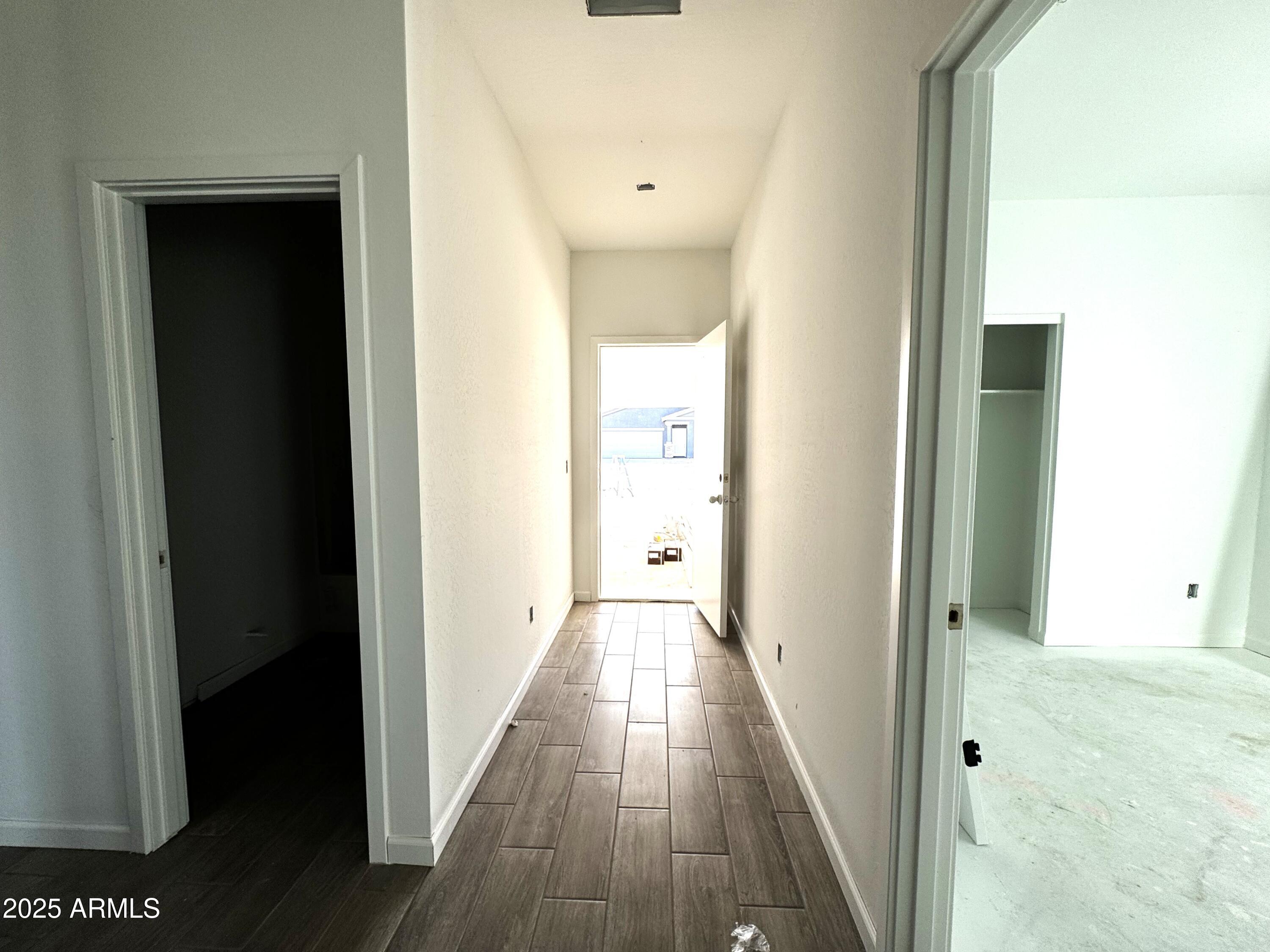 47424 W KENNER Drive