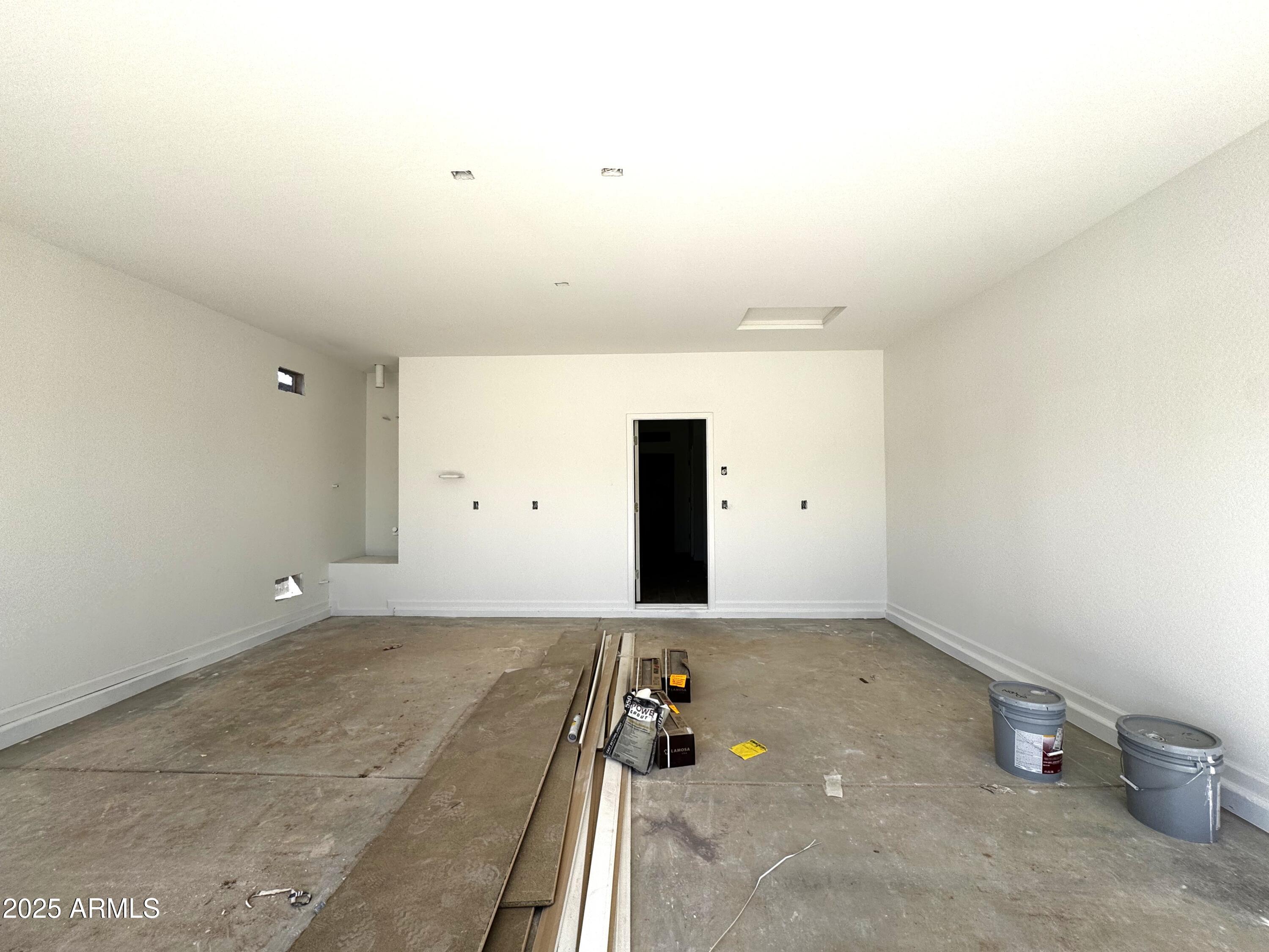 47424 W KENNER Drive