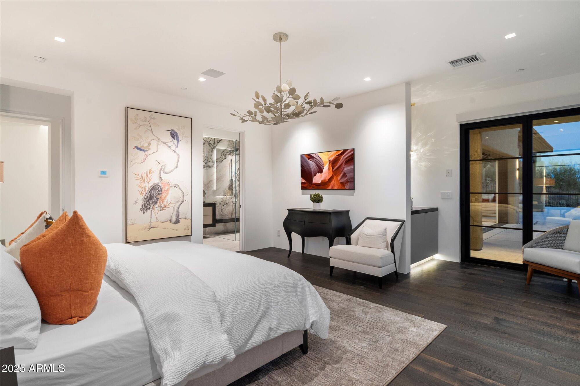 10585 E CRESCENT MOON Drive, 44