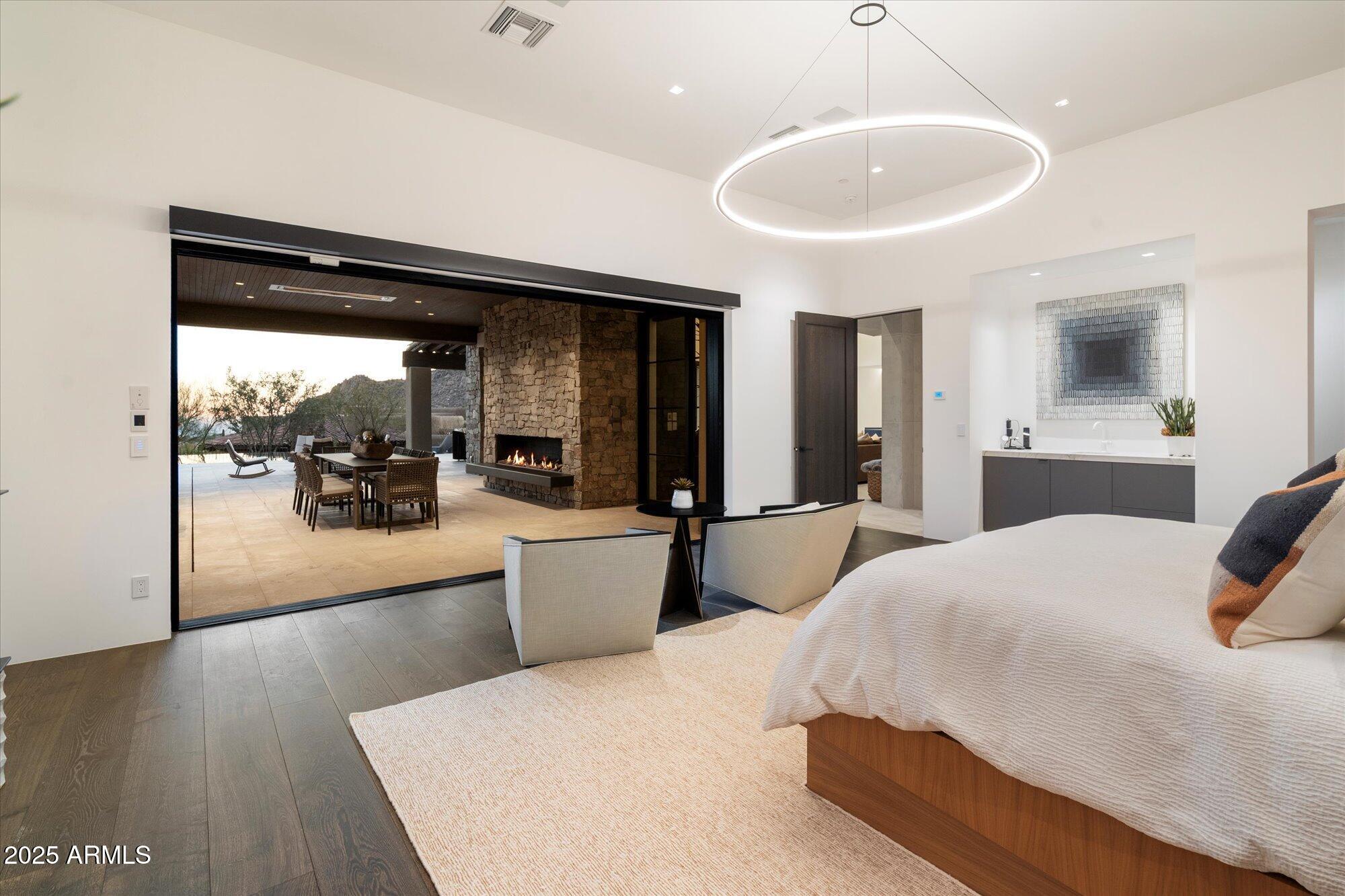 10585 E CRESCENT MOON Drive, 44