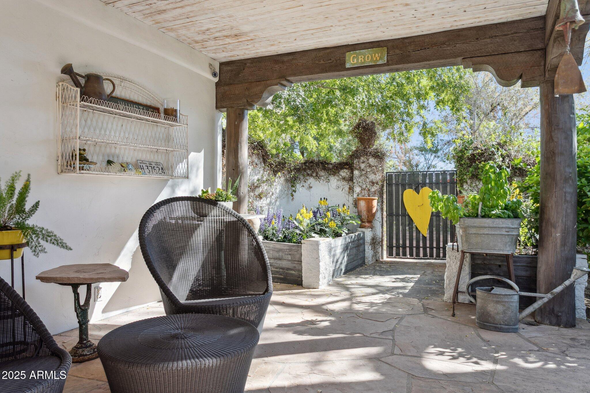 7005 E JACKRABBIT Road