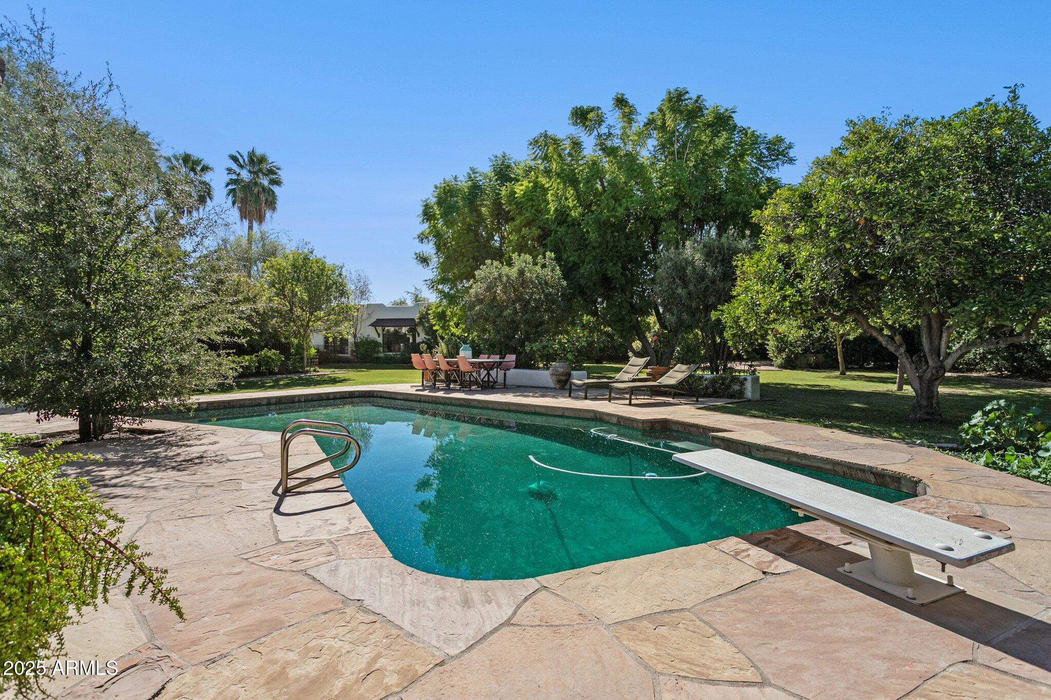 7005 E JACKRABBIT Road