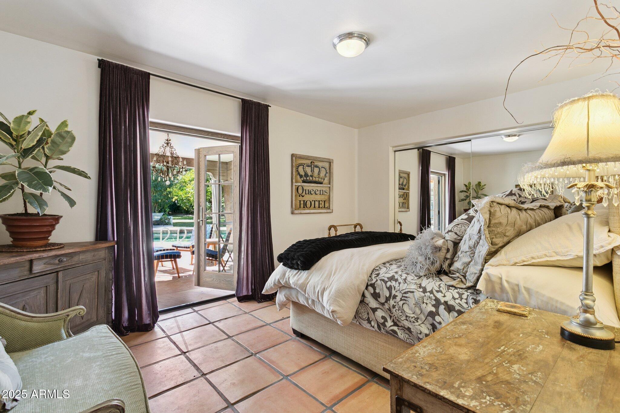 7005 E JACKRABBIT Road