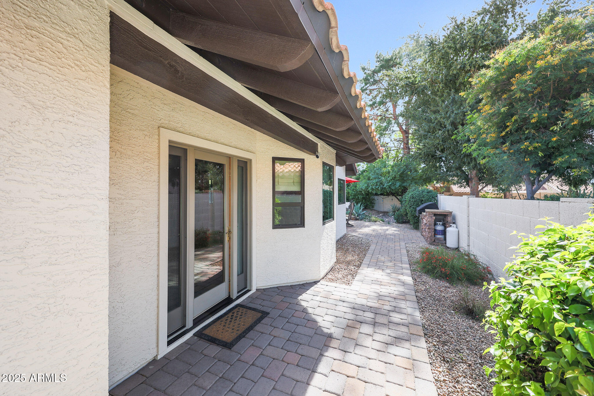 6009 E BETTY ELYSE Lane