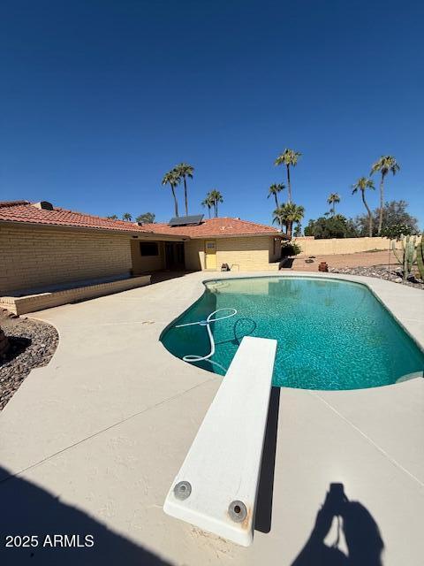 1213 W ESPLANADE Street