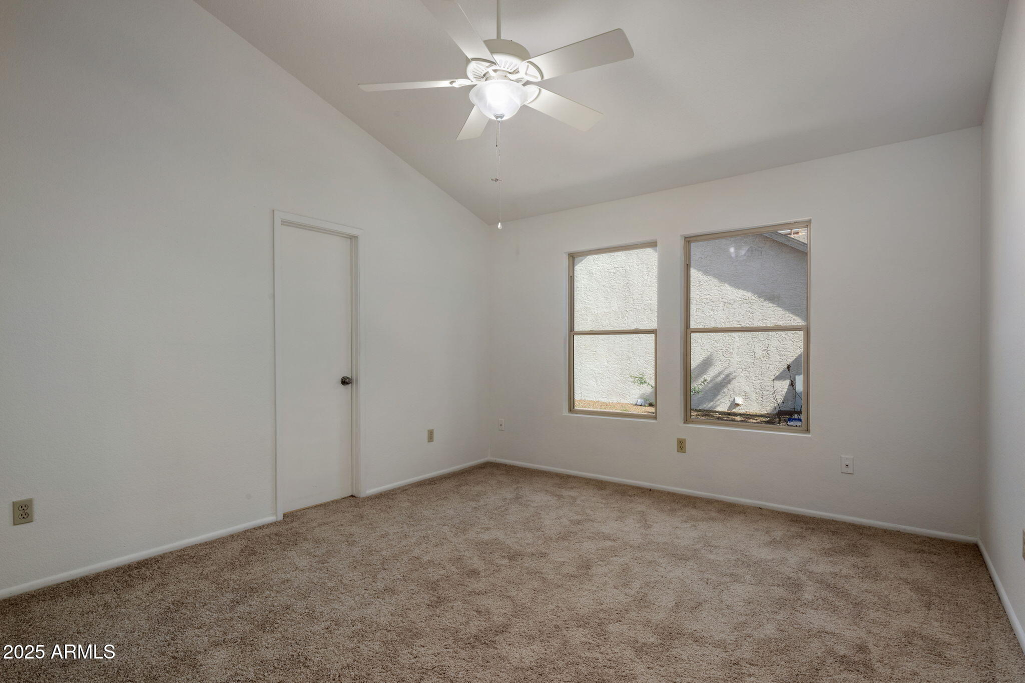 4039 E Alta Mesa Avenue