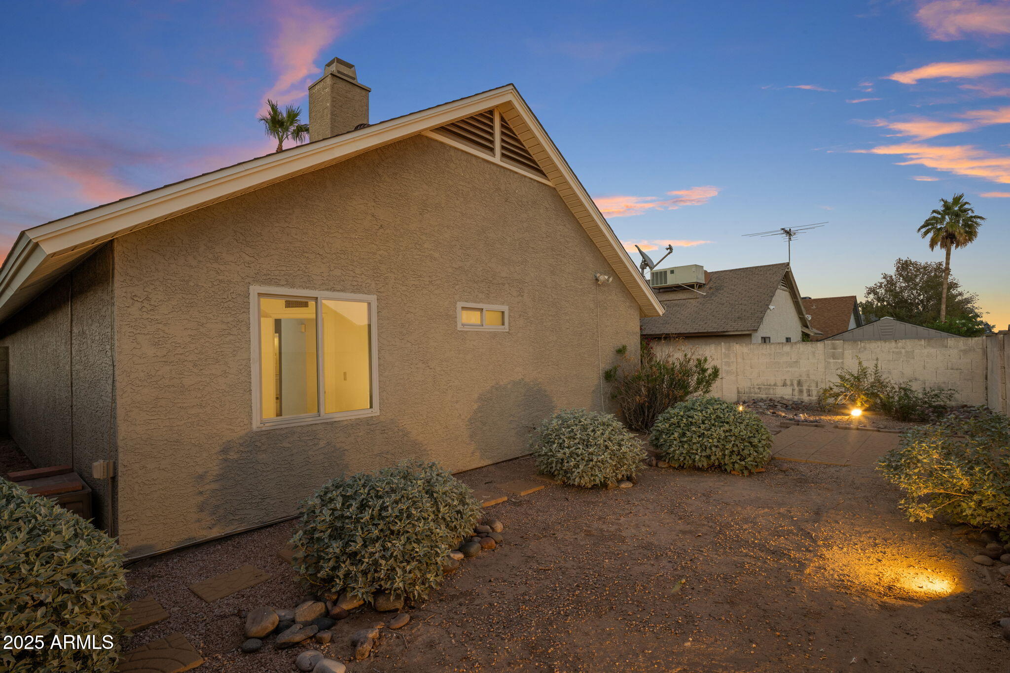 4039 E Alta Mesa Avenue