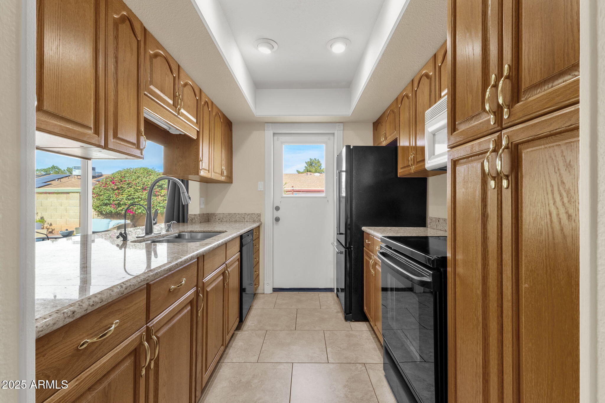 1704 E BELL DE MAR Drive