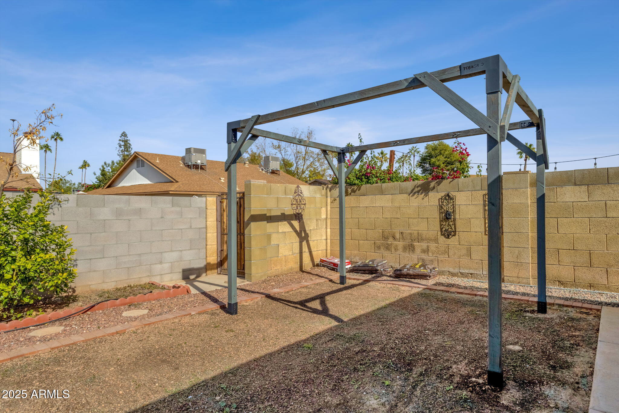 1704 E BELL DE MAR Drive