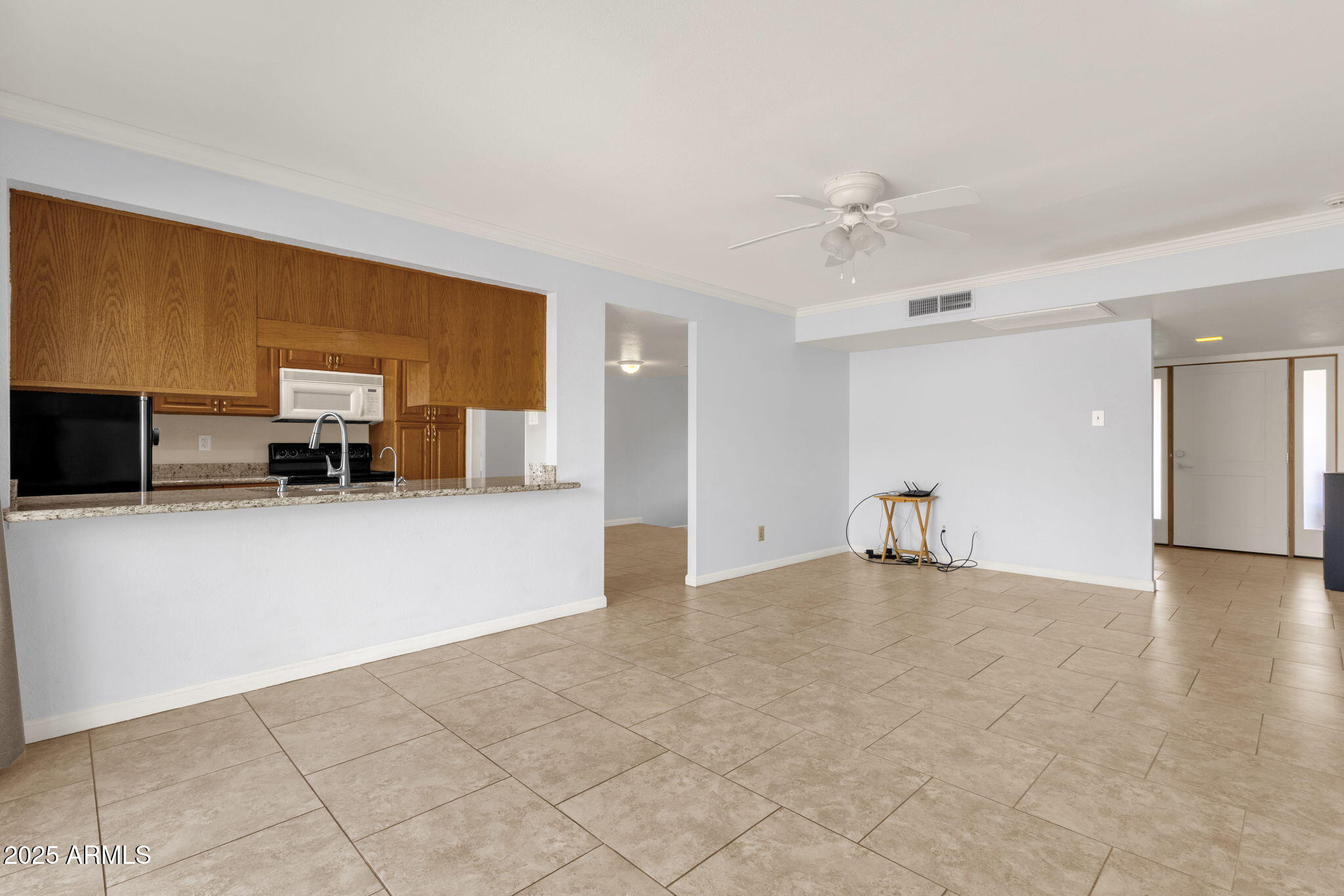 1704 E BELL DE MAR Drive