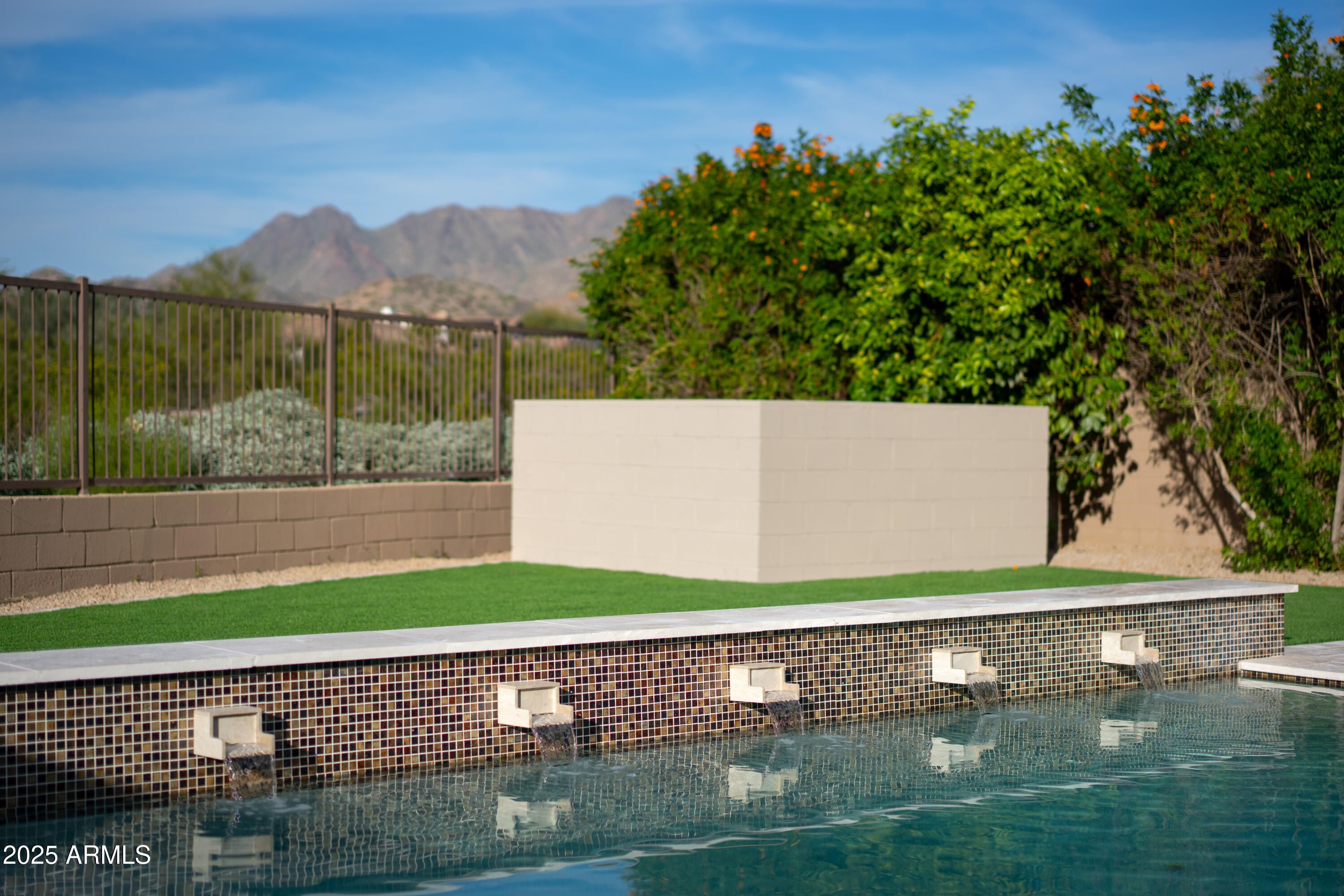 10050 E SOUTH BEND Drive