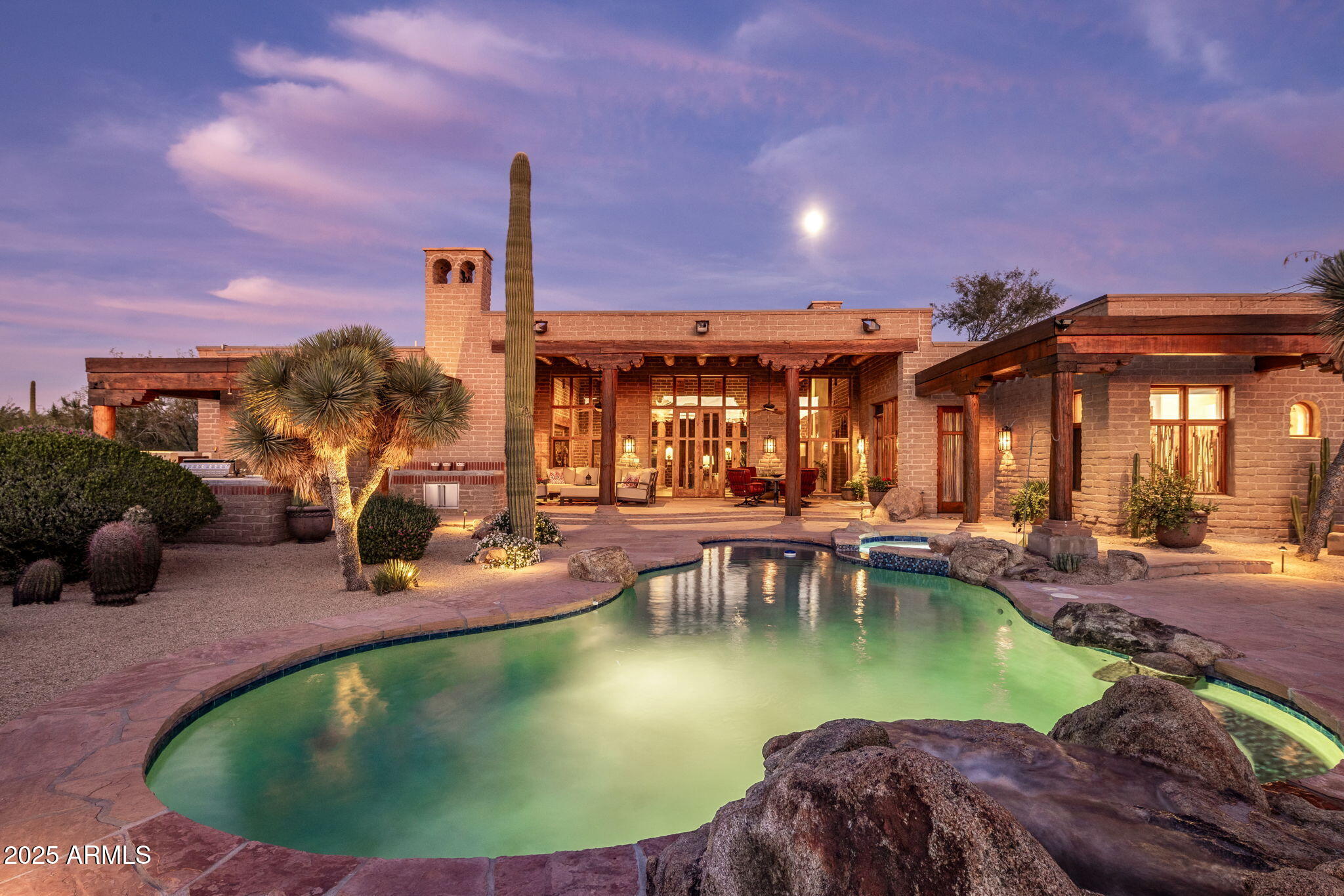 30600 N Pima Road, 37