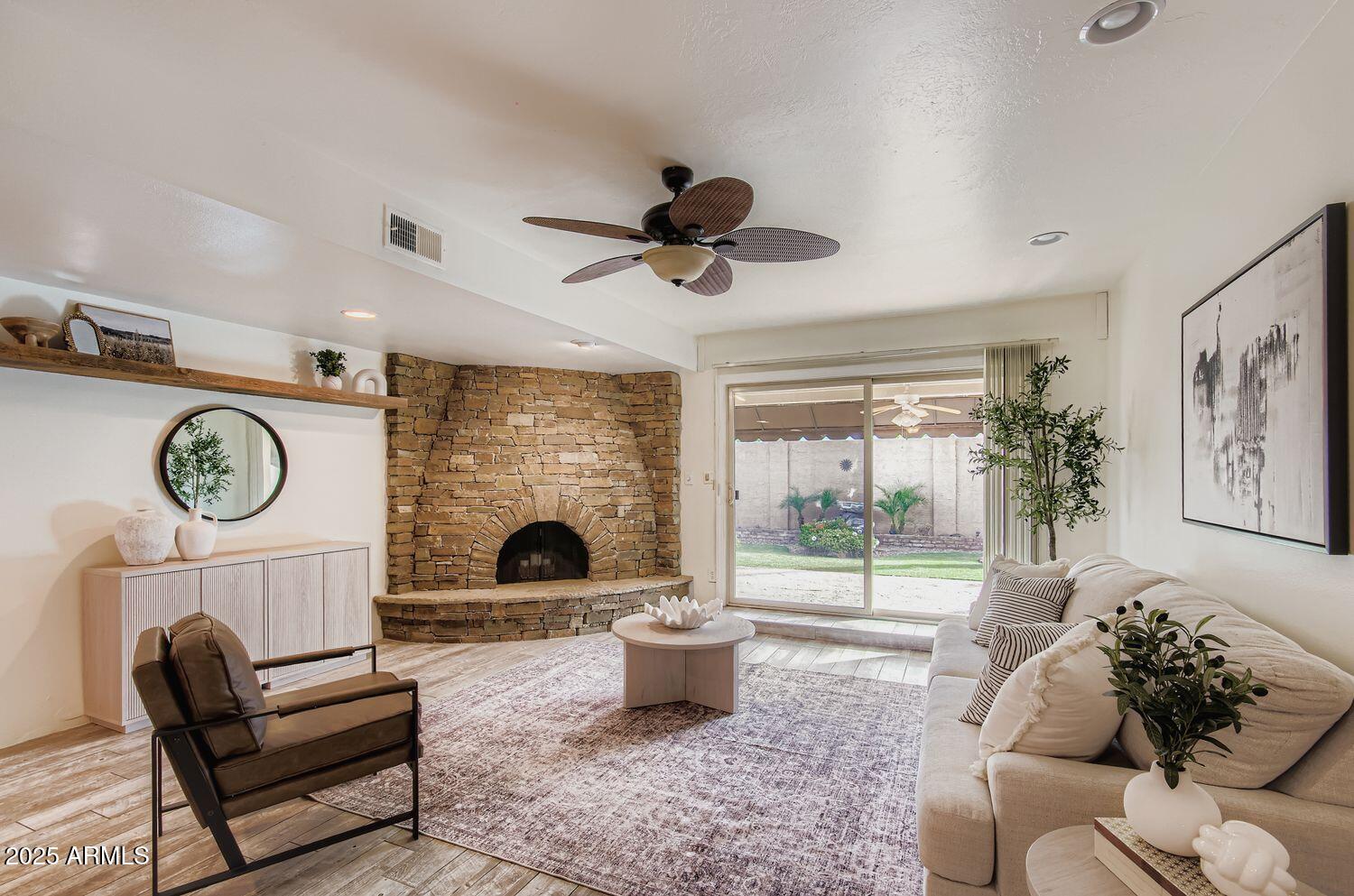 7813 E CORONADO Road