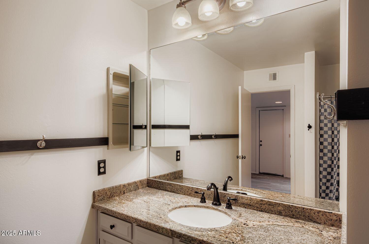 7813 E CORONADO Road