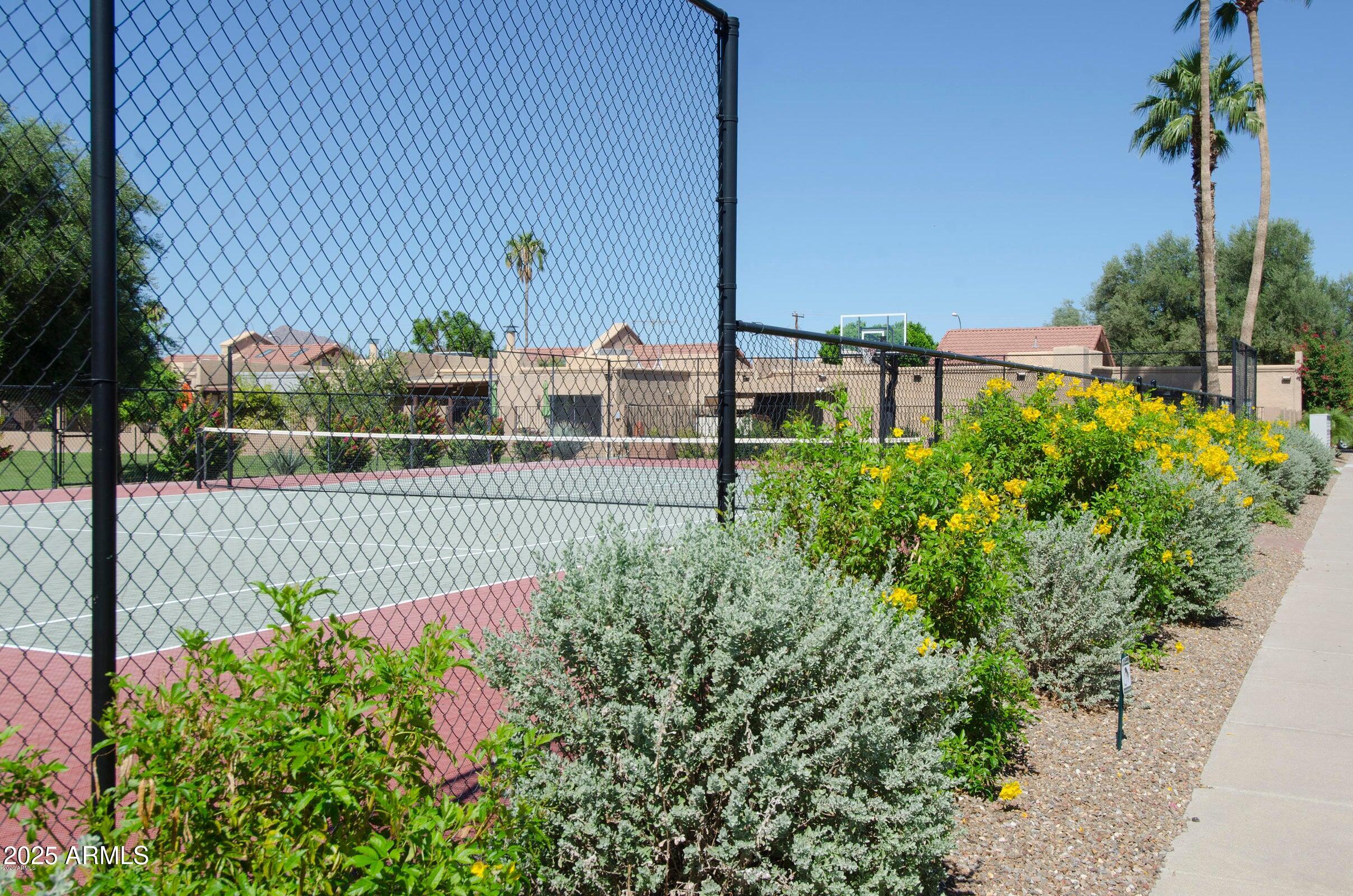 7813 E CORONADO Road