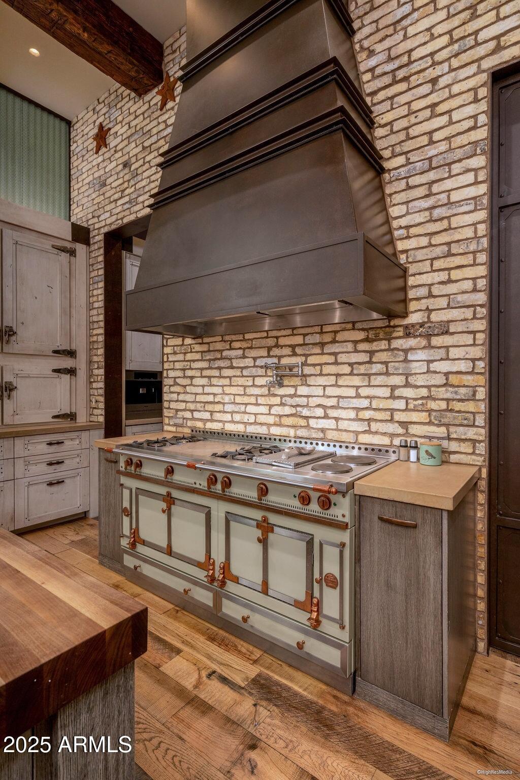 21423 S 147TH Street