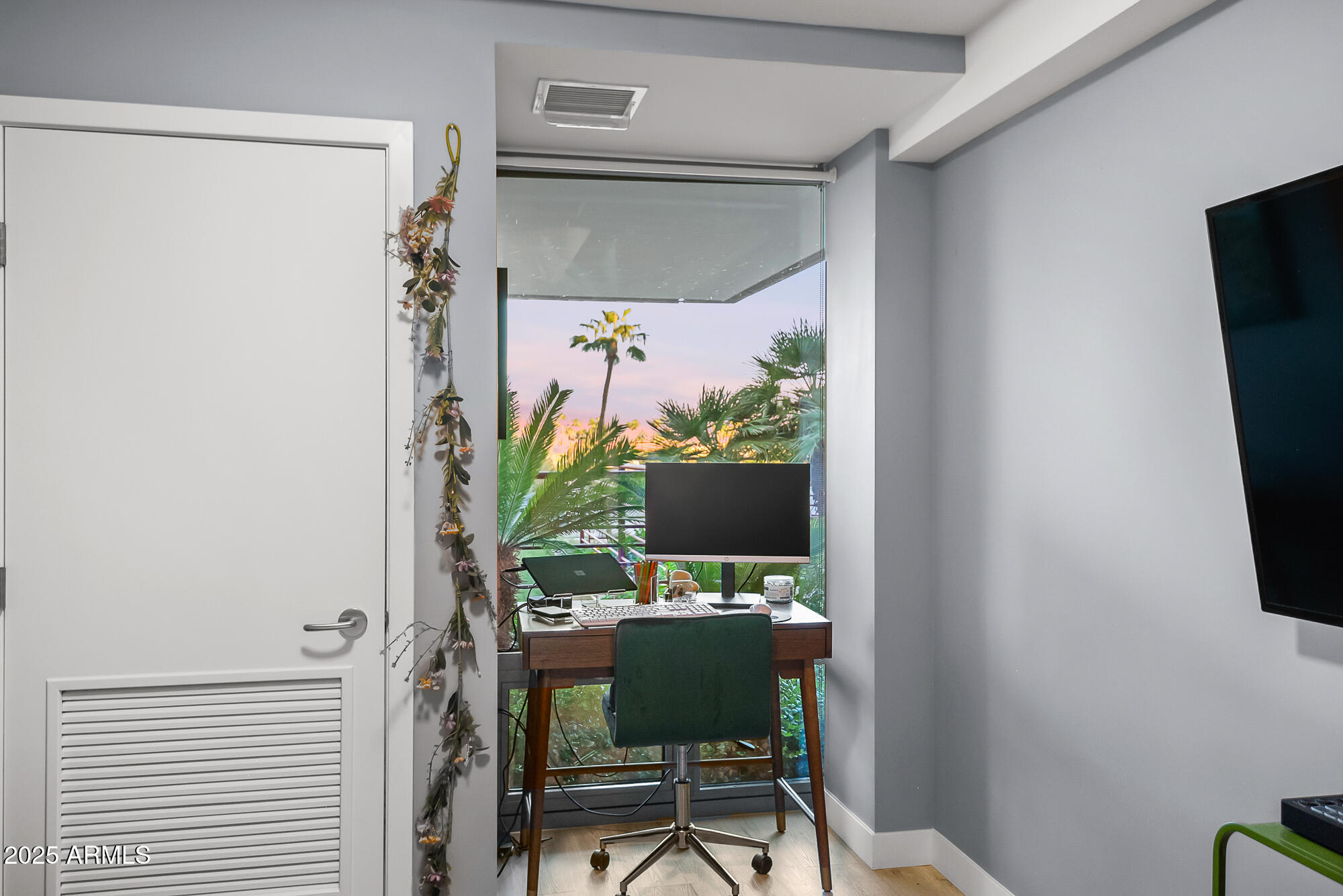 7167 E RANCHO VISTA Drive, 4007