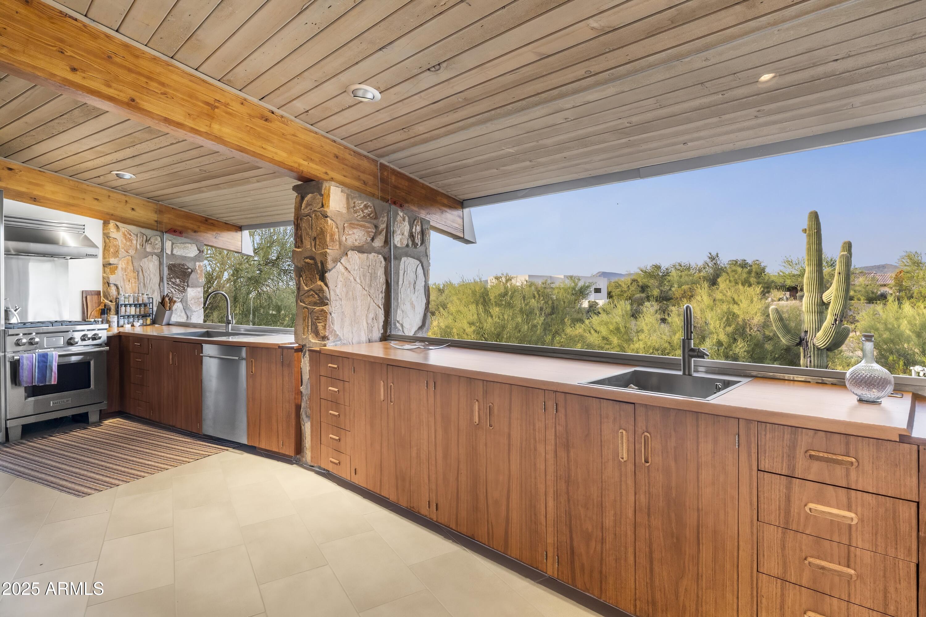 7915 E PRIMROSE Path