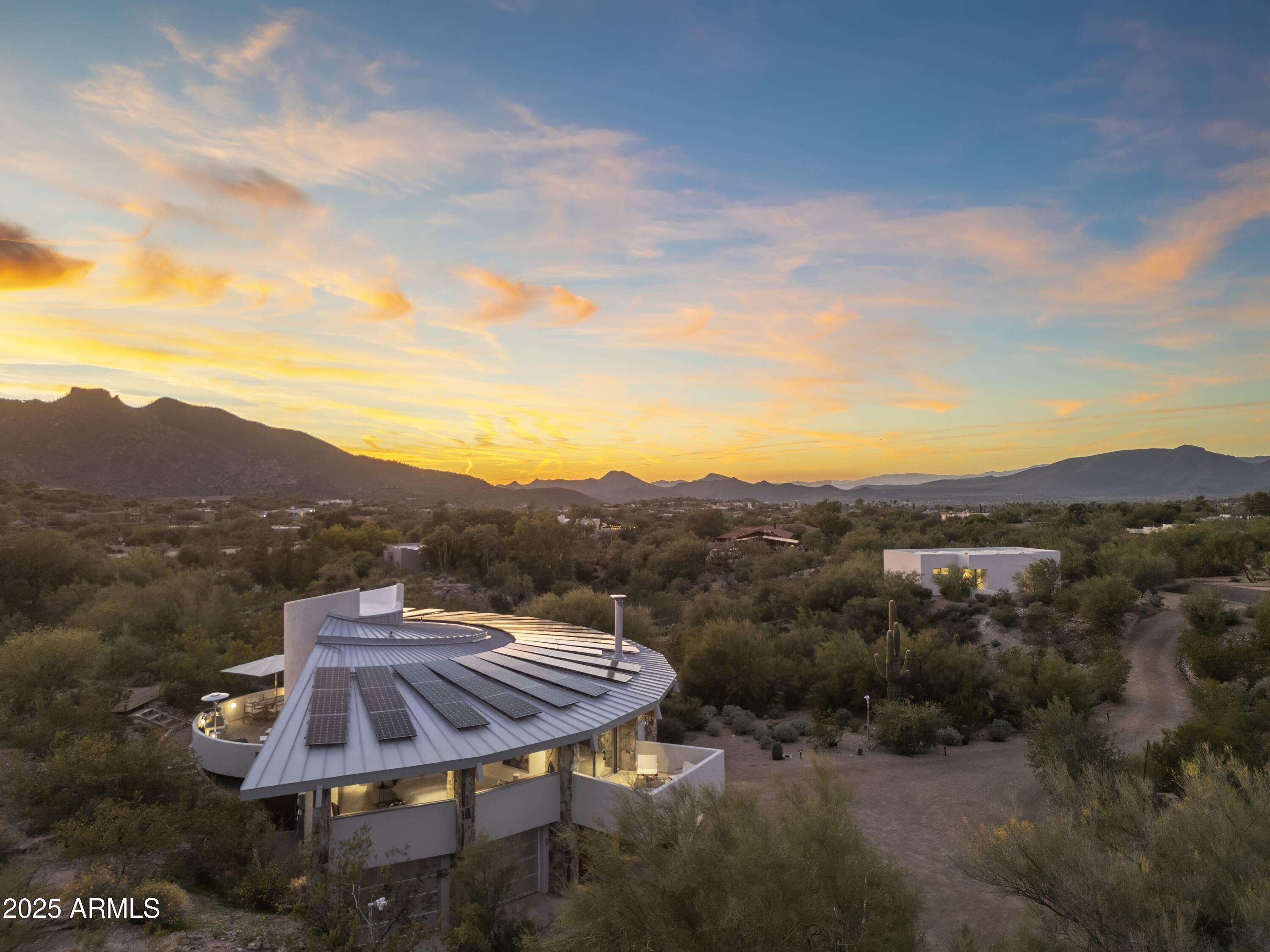 7915 E PRIMROSE Path