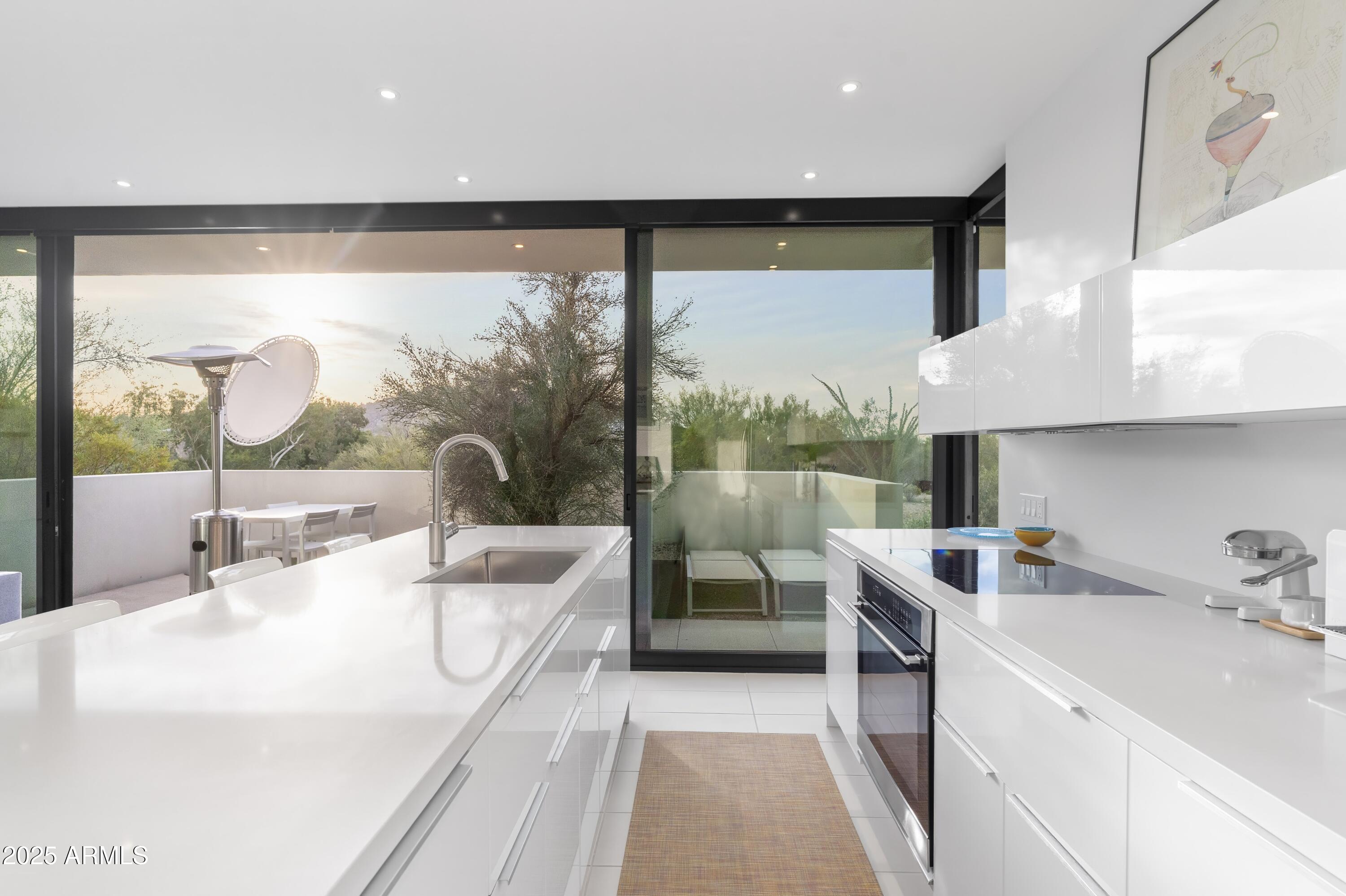 7915 E PRIMROSE Path