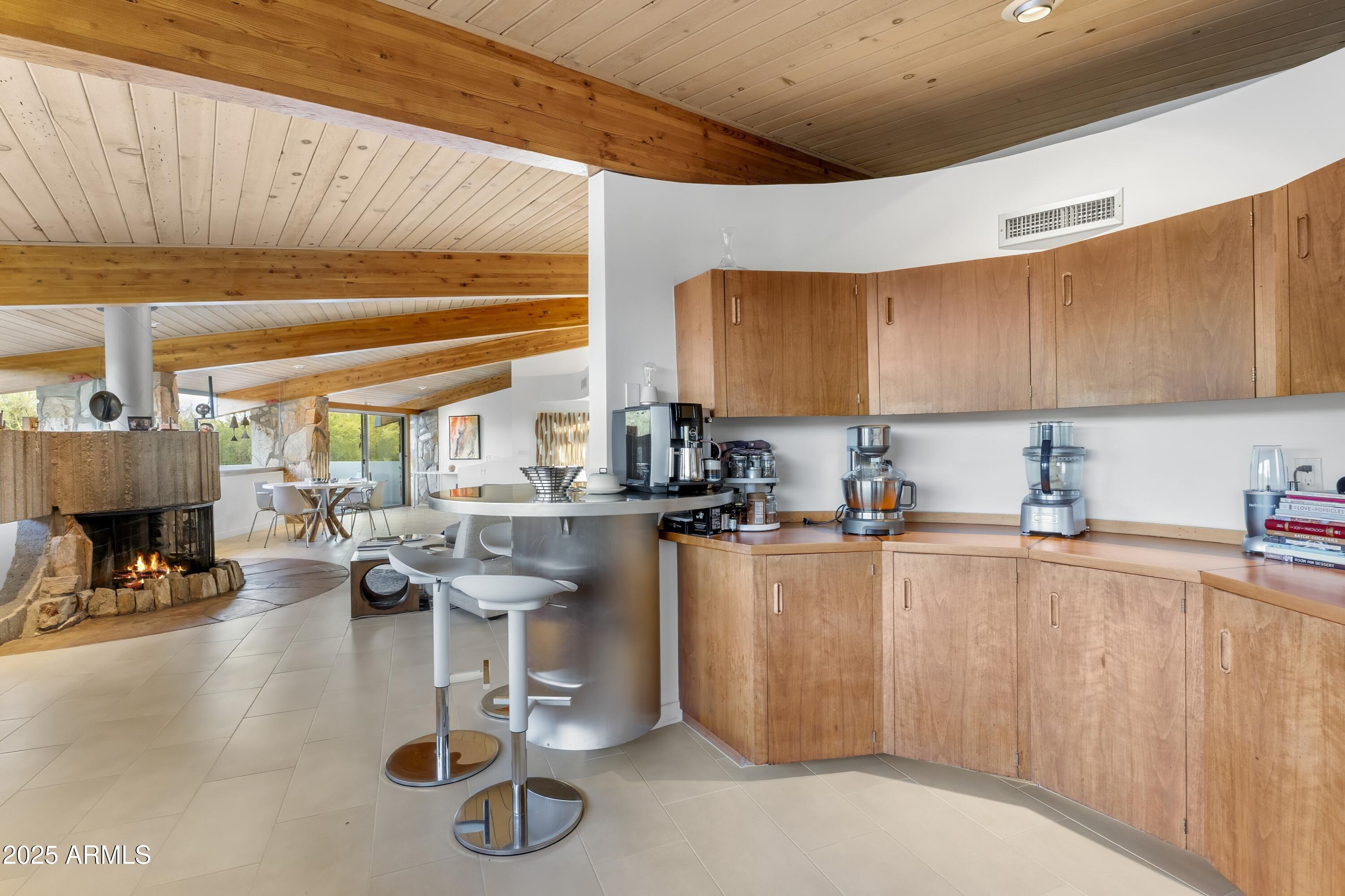 7915 E PRIMROSE Path