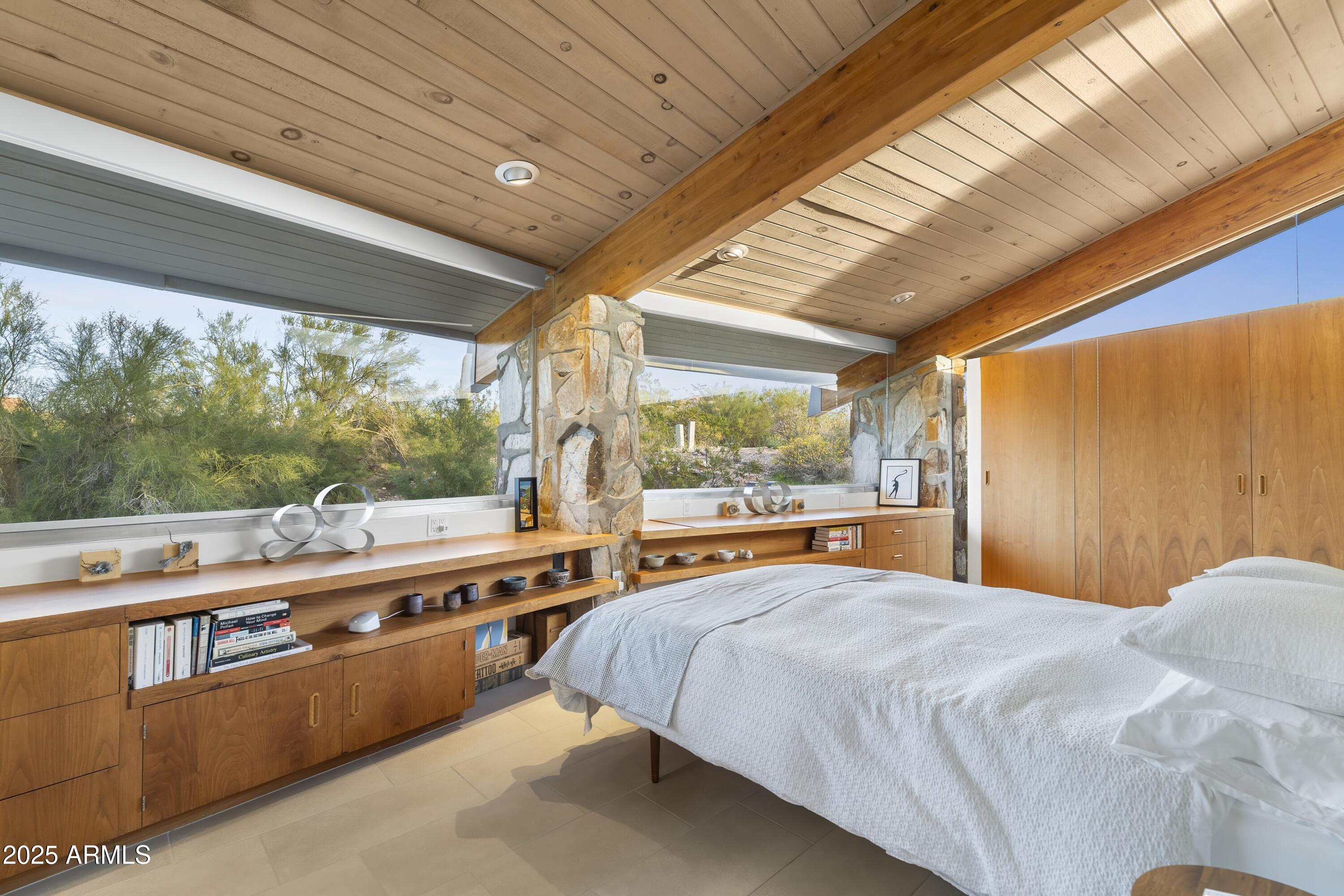 7915 E PRIMROSE Path