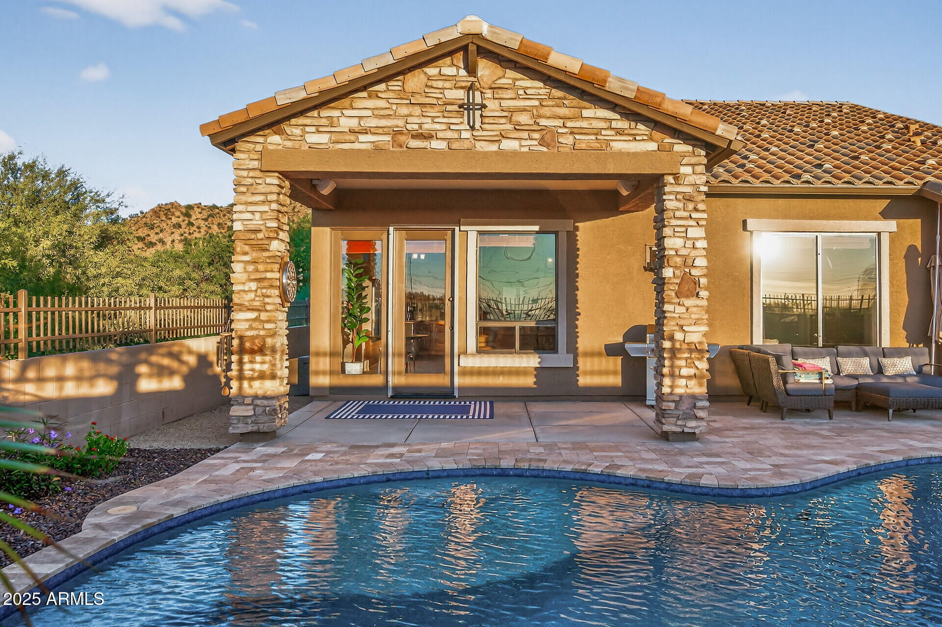 3558 N SONORAN Hills